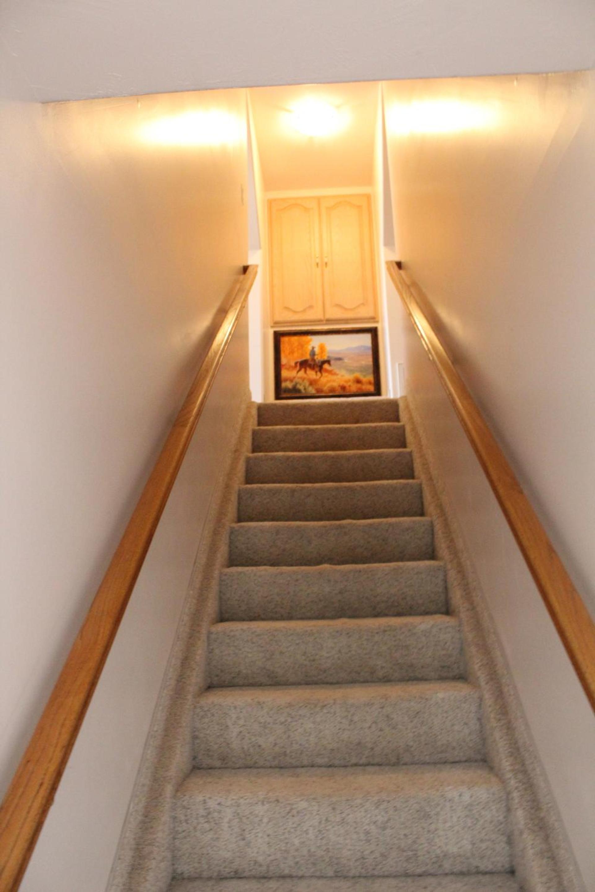 One-Bedroom Apartment - Photo 3