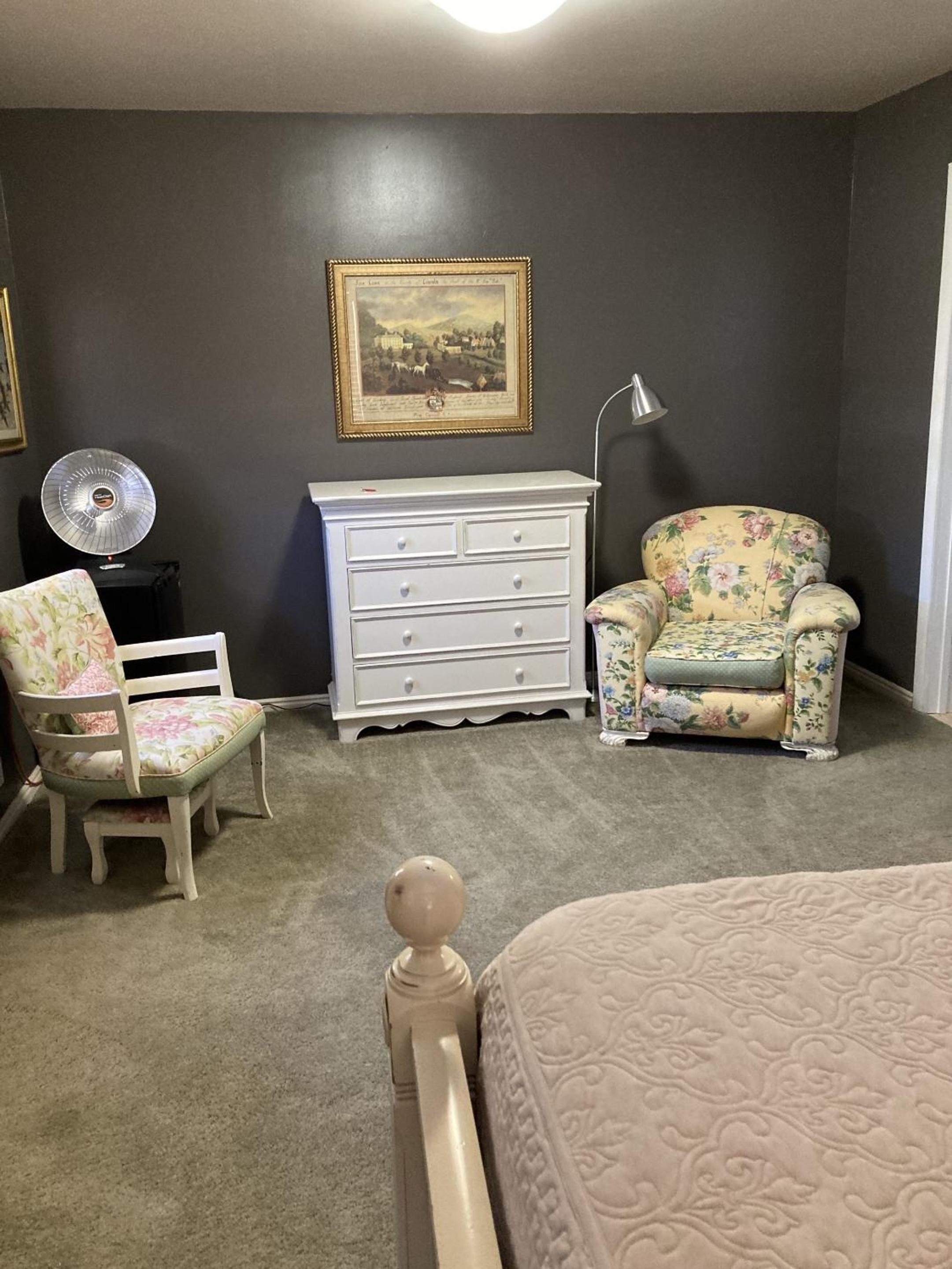One-Bedroom Cottage - Photo 4