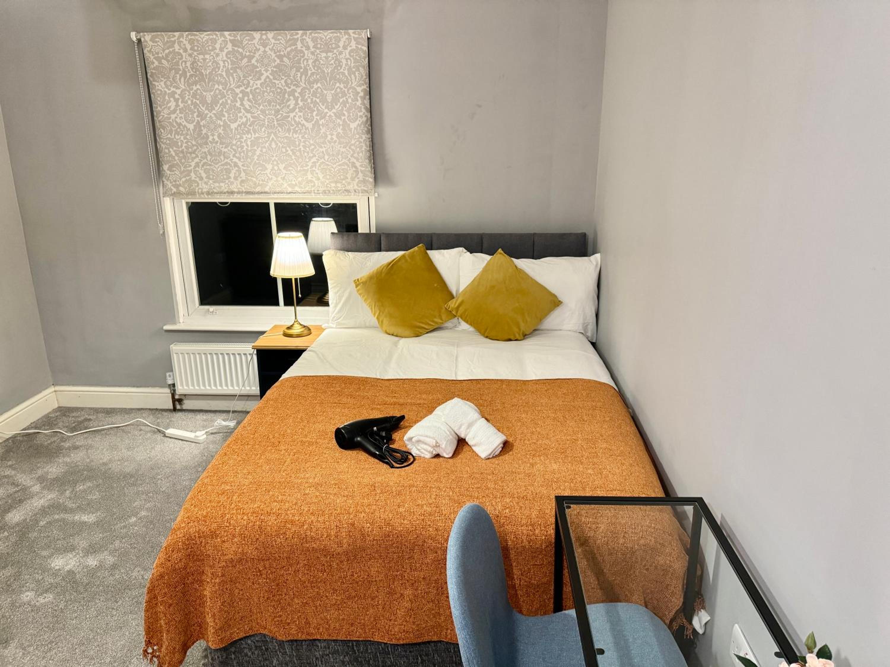 Quadruple Room with Private Bathroom photo 2