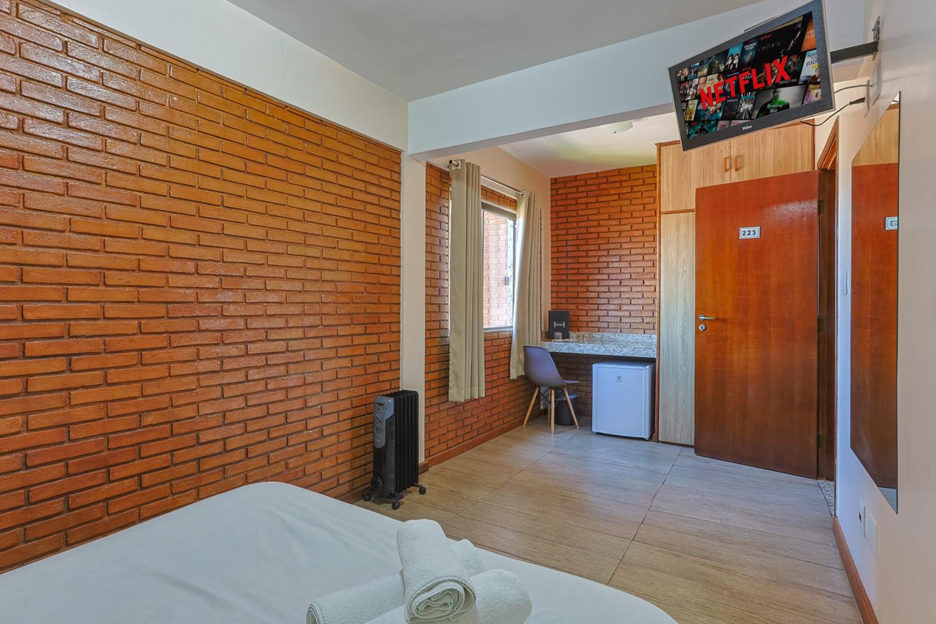 Standard Double Room photo 2