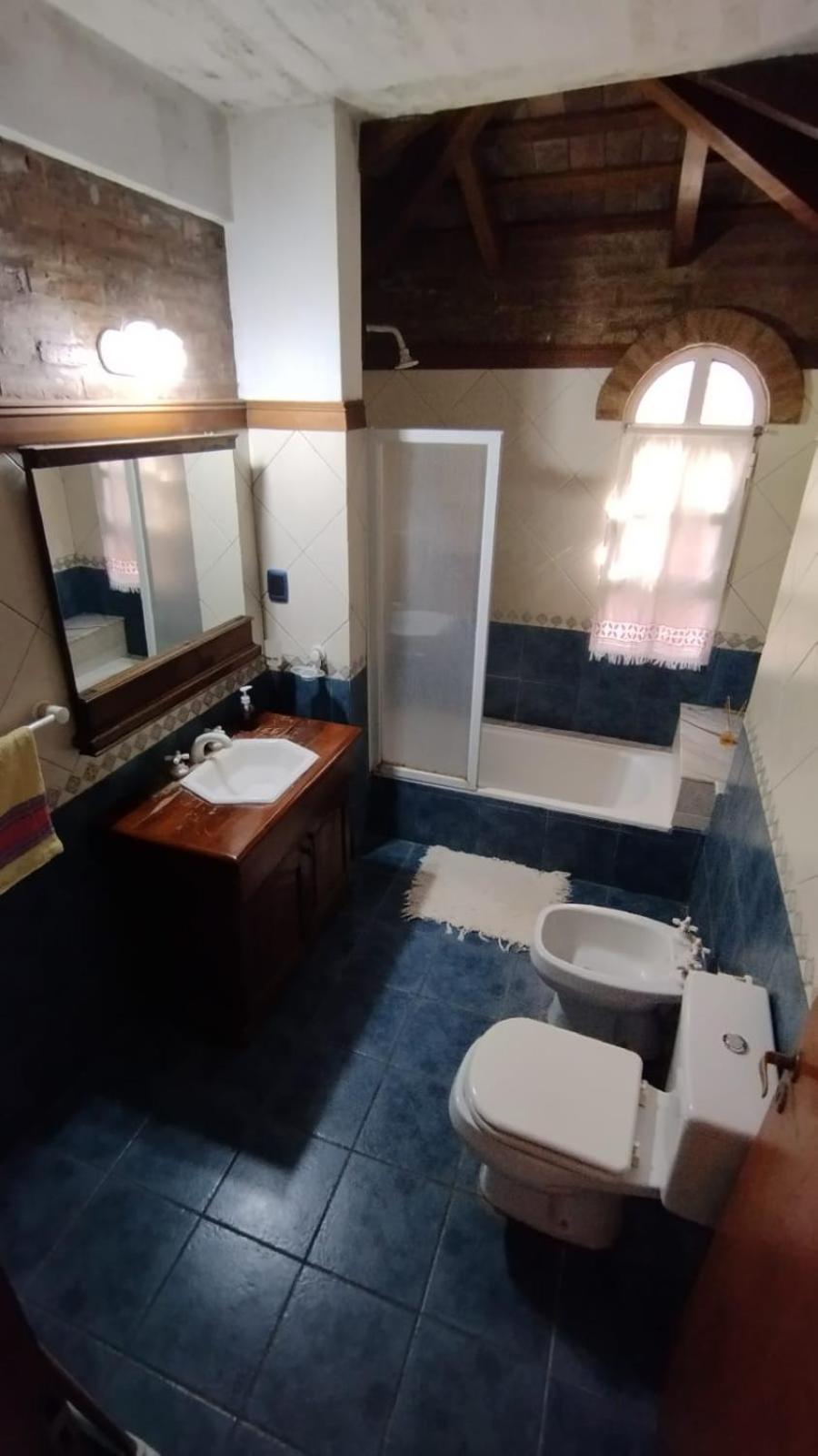 Quadruple Room with Private Bathroom photo 2