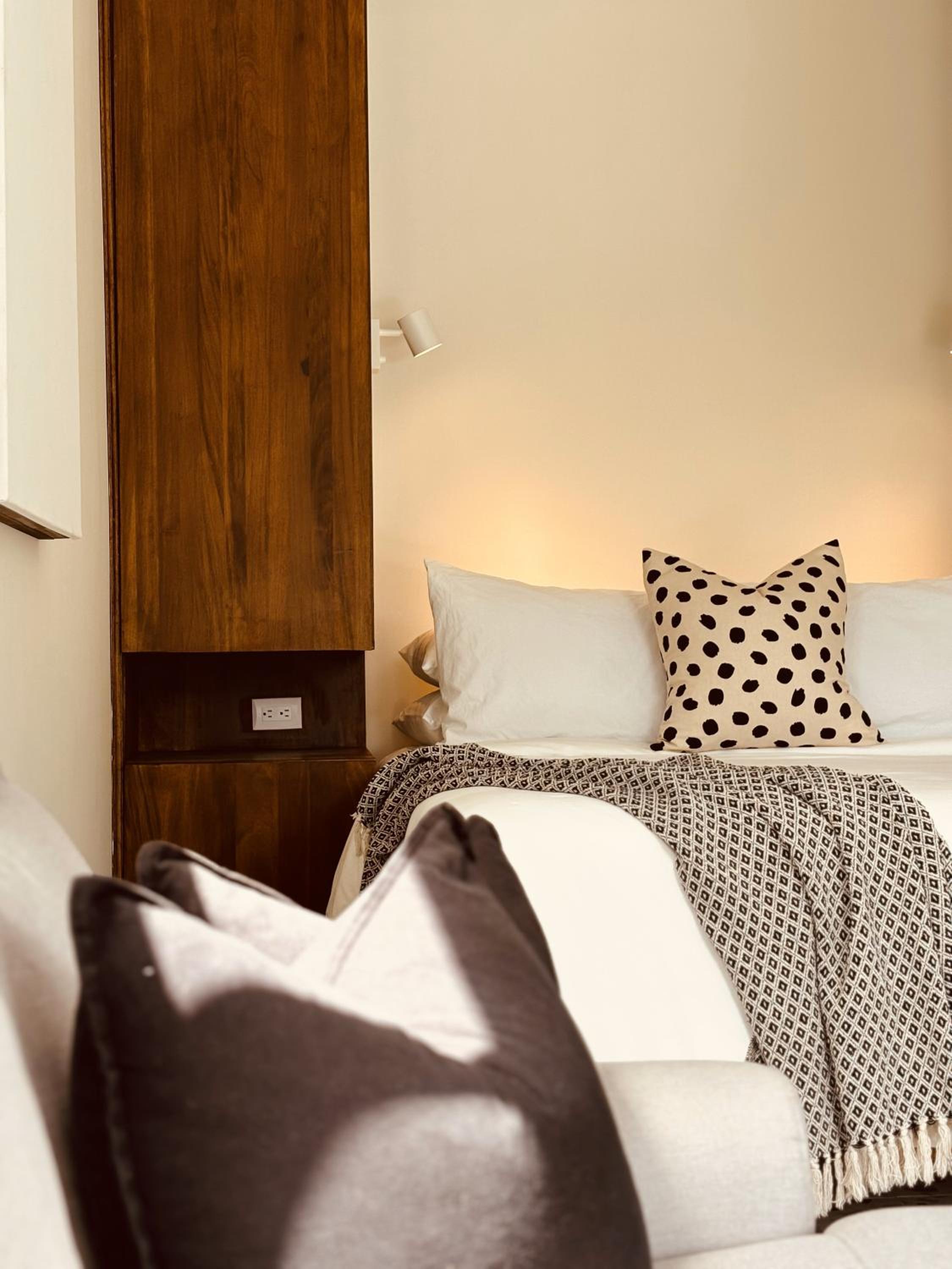 Suite with Mountain View