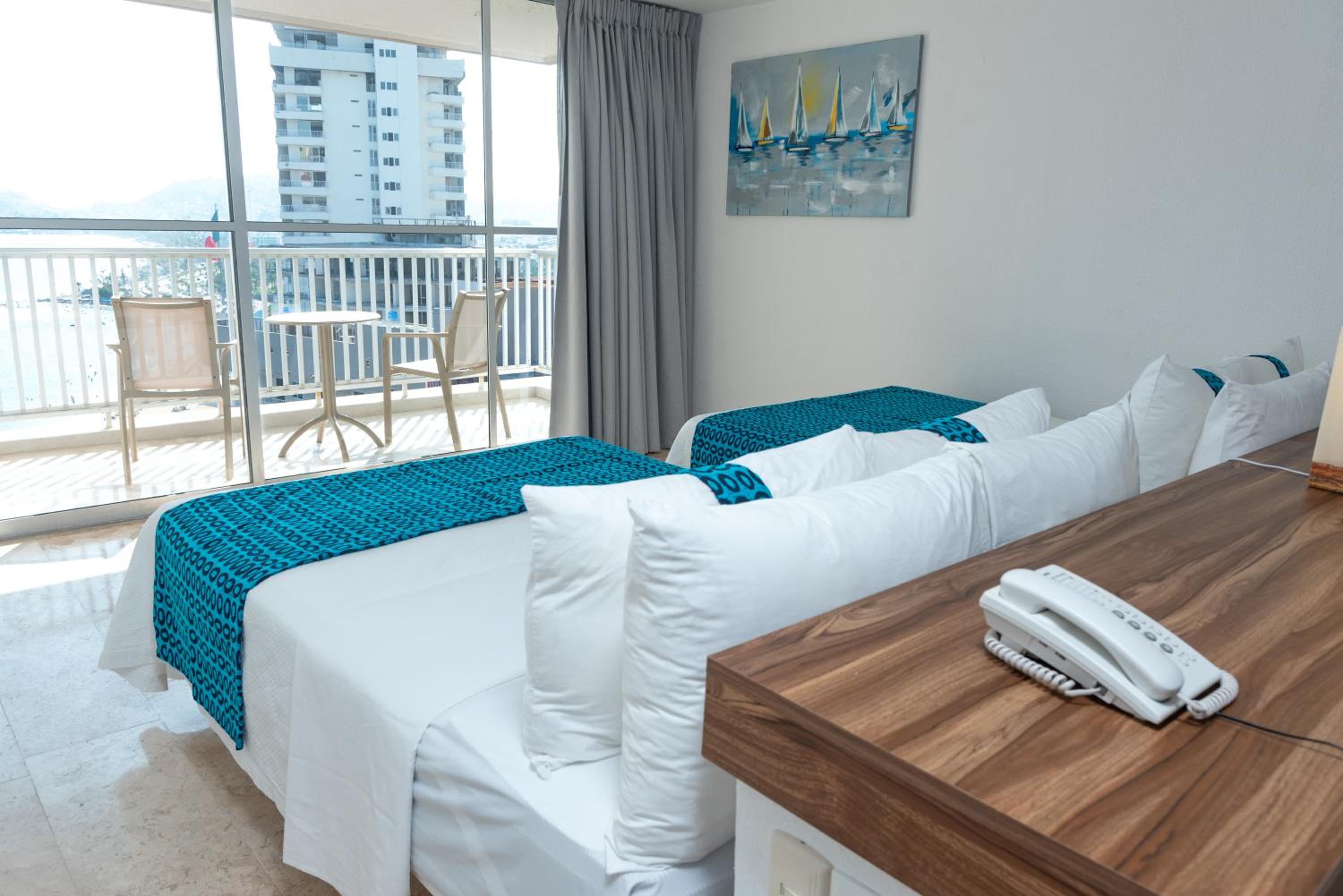  Suite with Two Double Beds - Photo 7