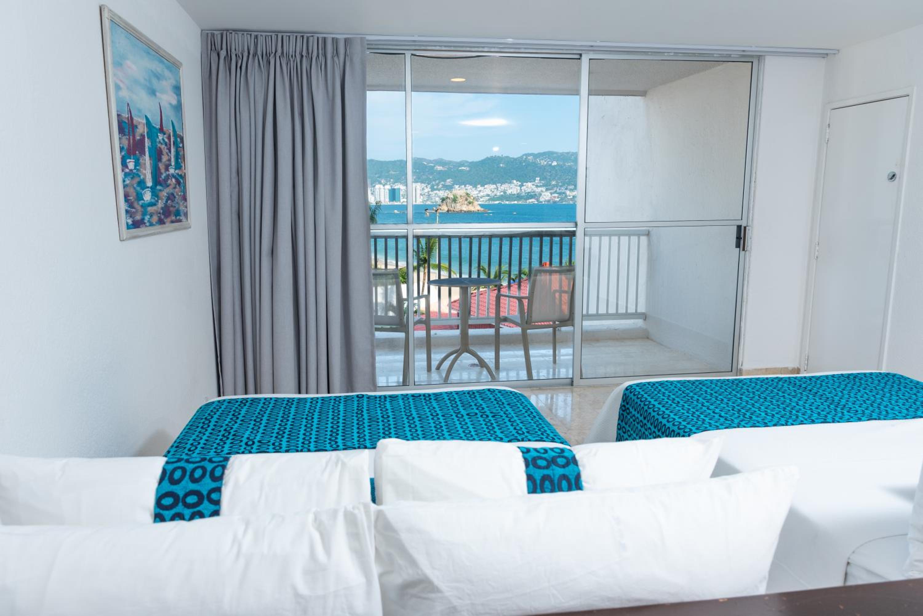  Suite with Two Double Beds - Photo 8