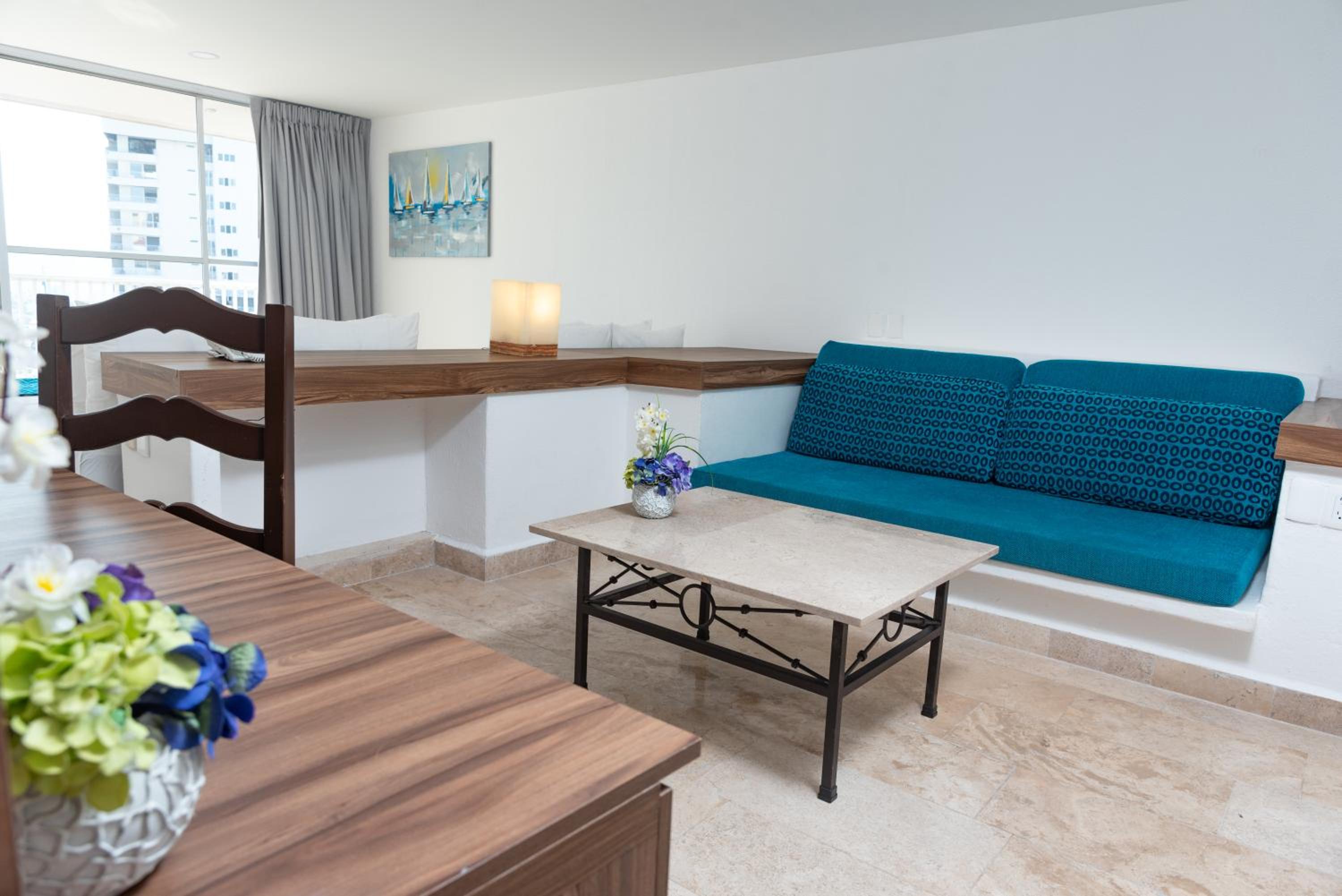  Suite with Two Double Beds - Photo 2