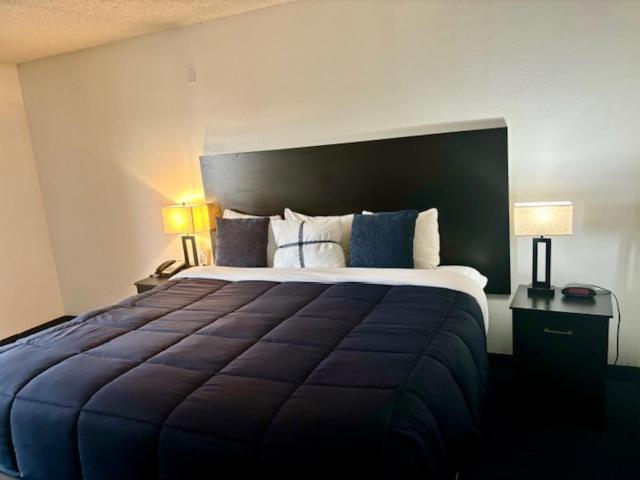 King Room with Spa Bath