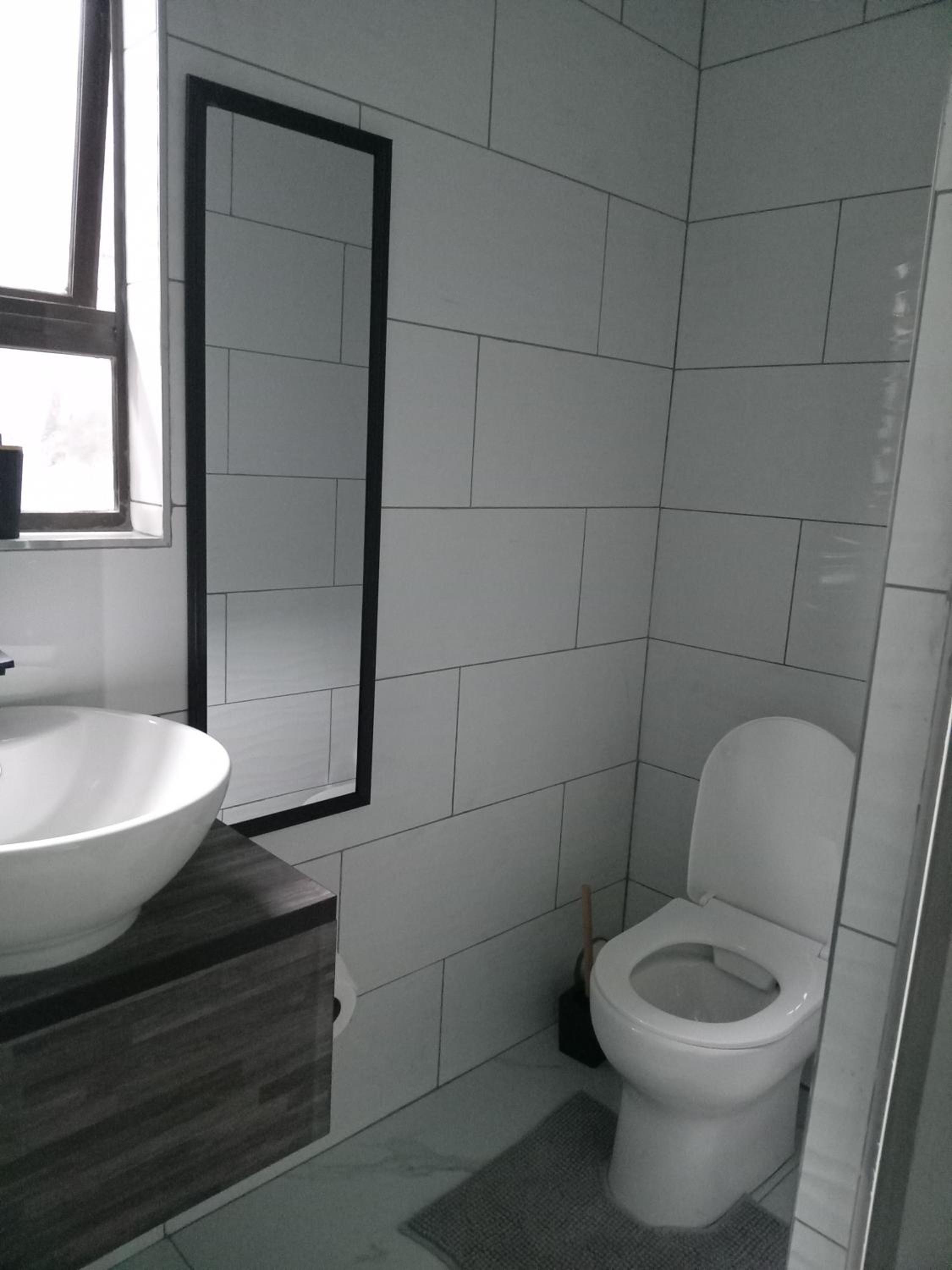 Double Room With Private Bathroom photo 3