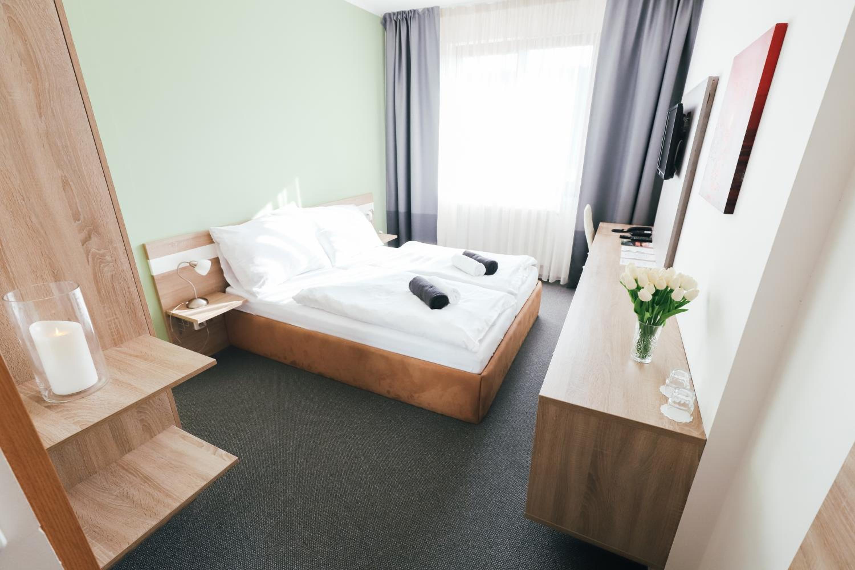 Double Room - Photo 10