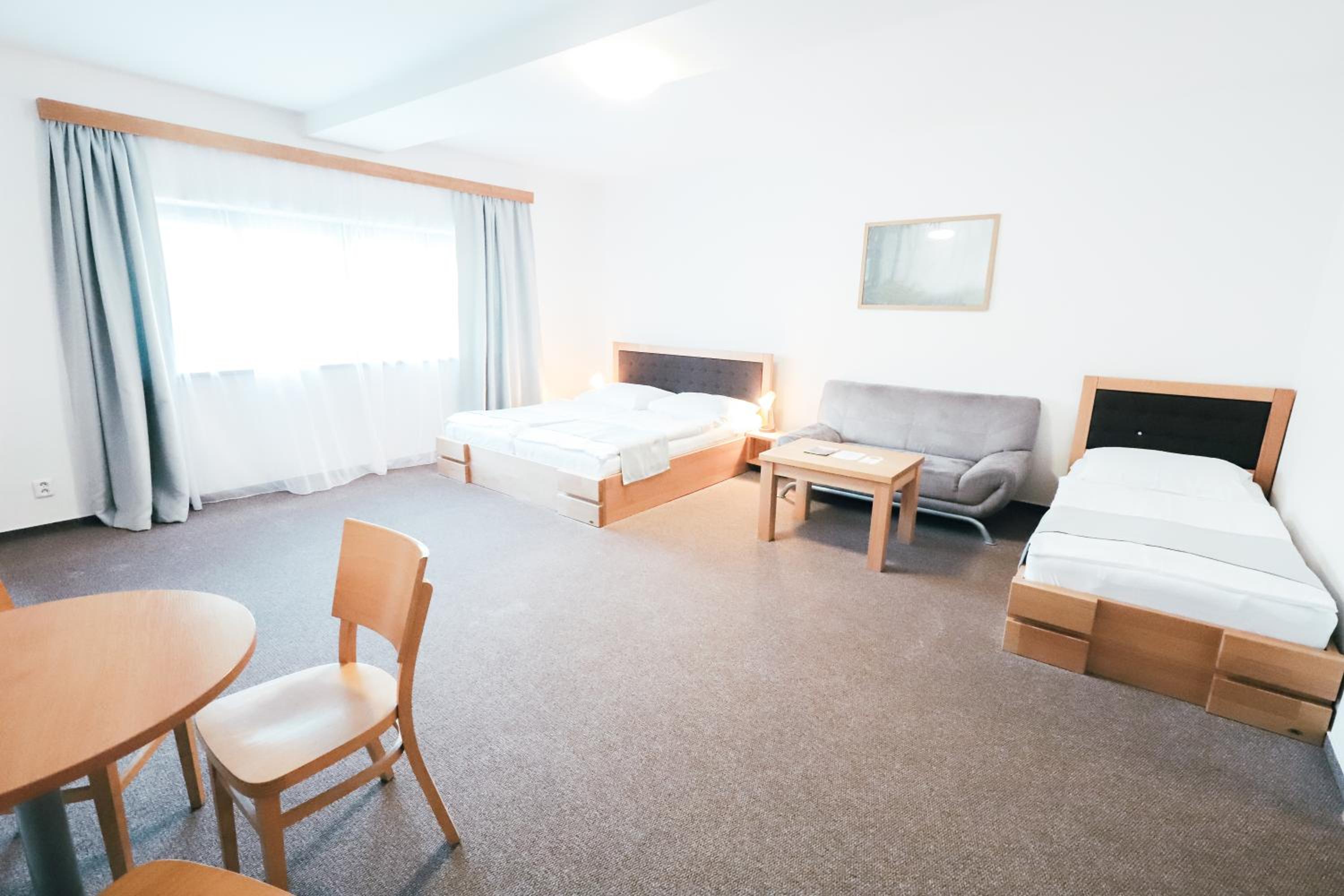 Triple Room - Photo 1