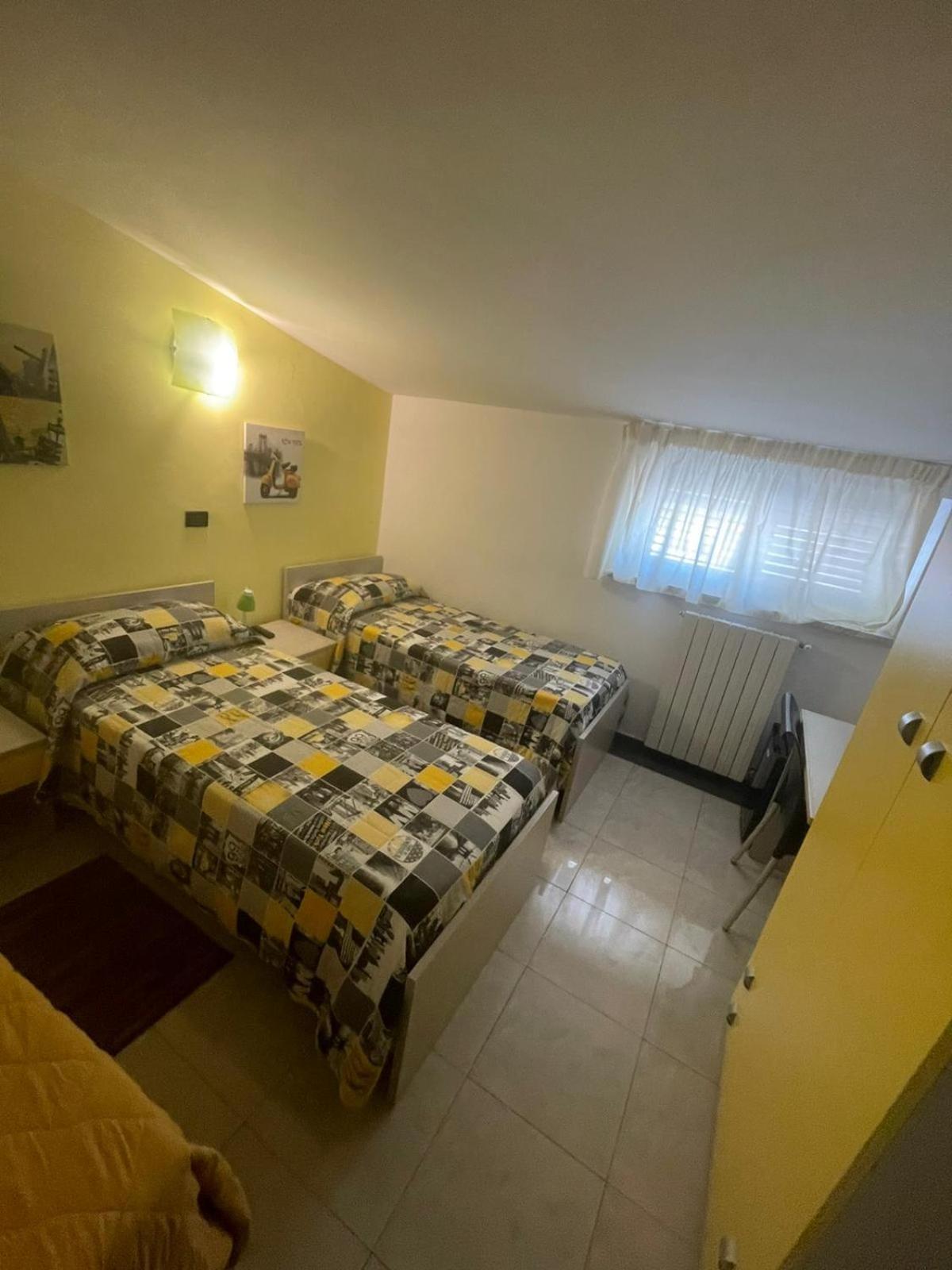 Double or Twin Room with Private External Bathroom photo 1