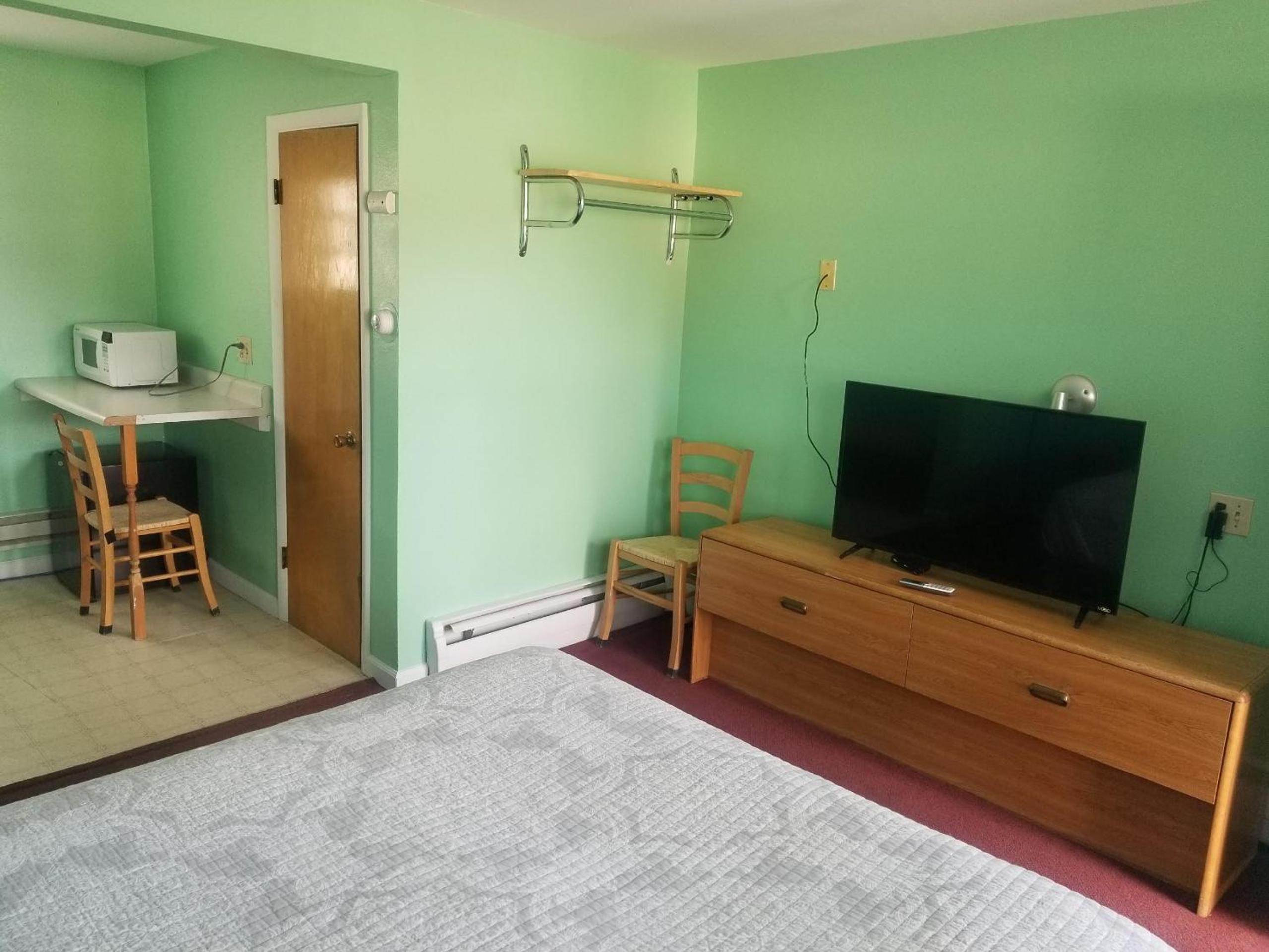 Budget Double Room photo 1