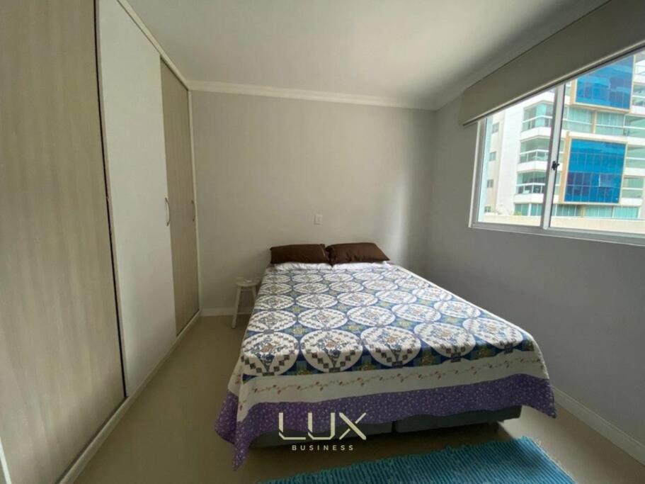 Three-Bedroom Apartment photo 2