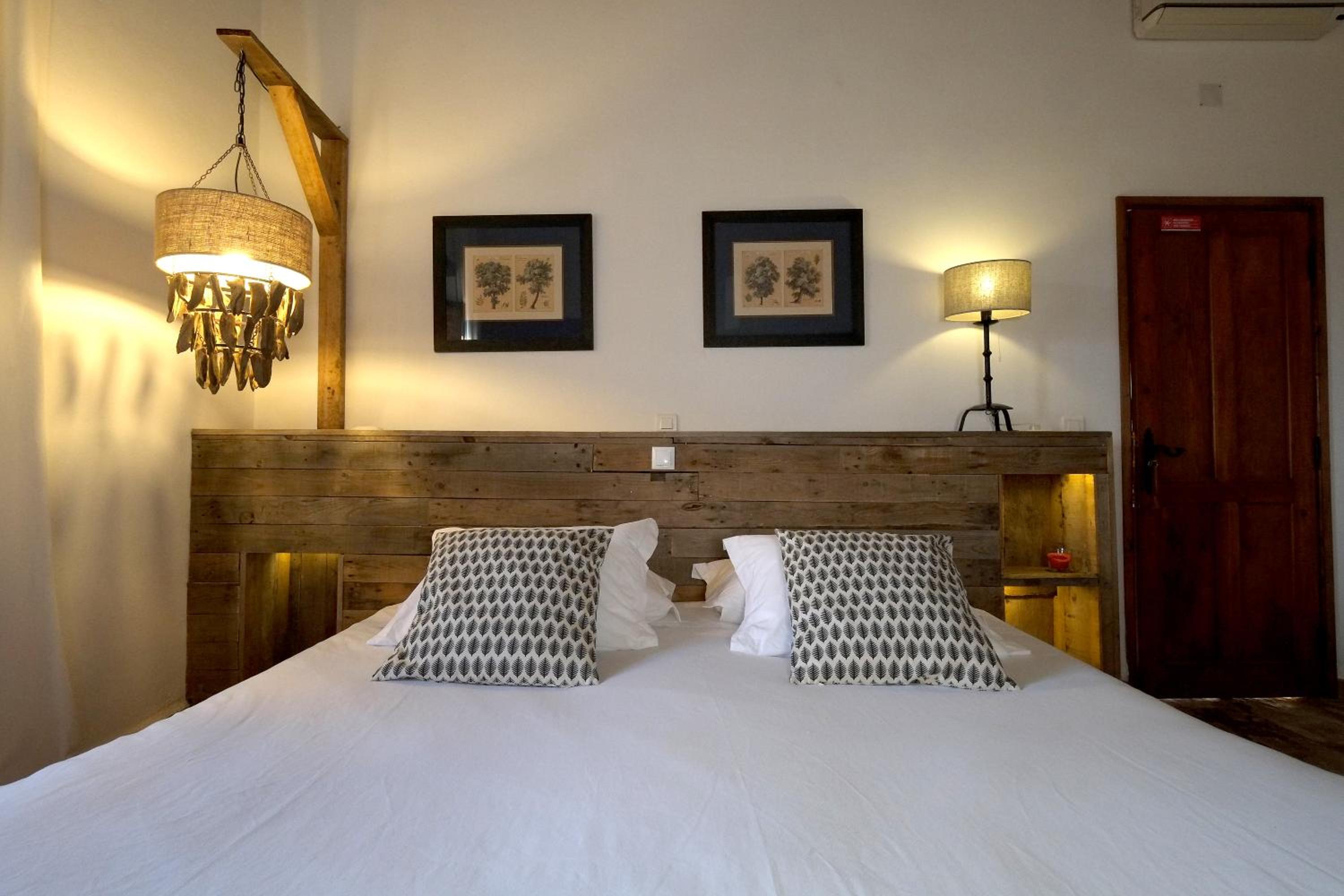 Standard Double Room photo 3