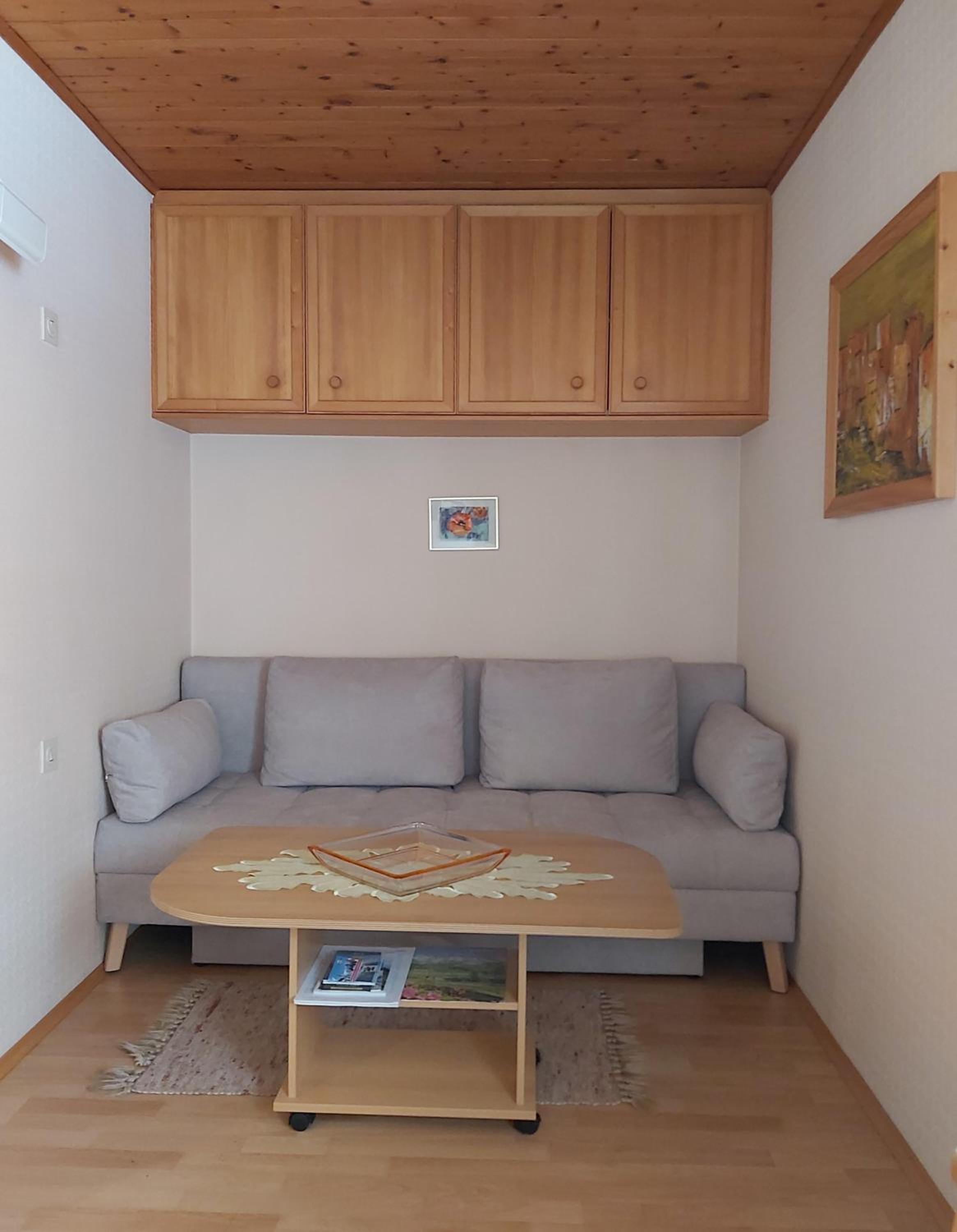 Apartment photo 2
