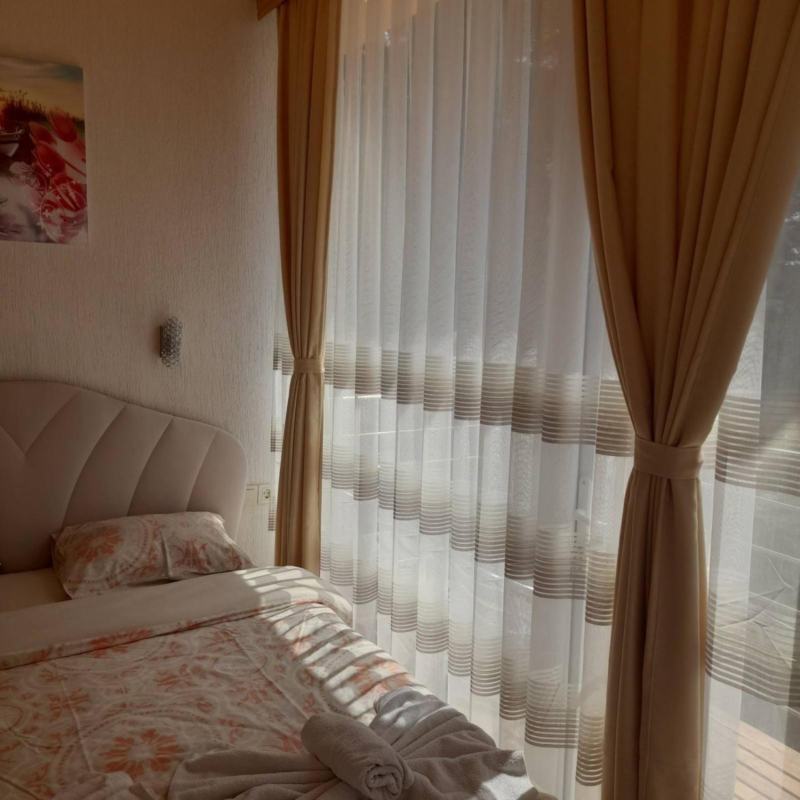 Budget Double Room photo 3