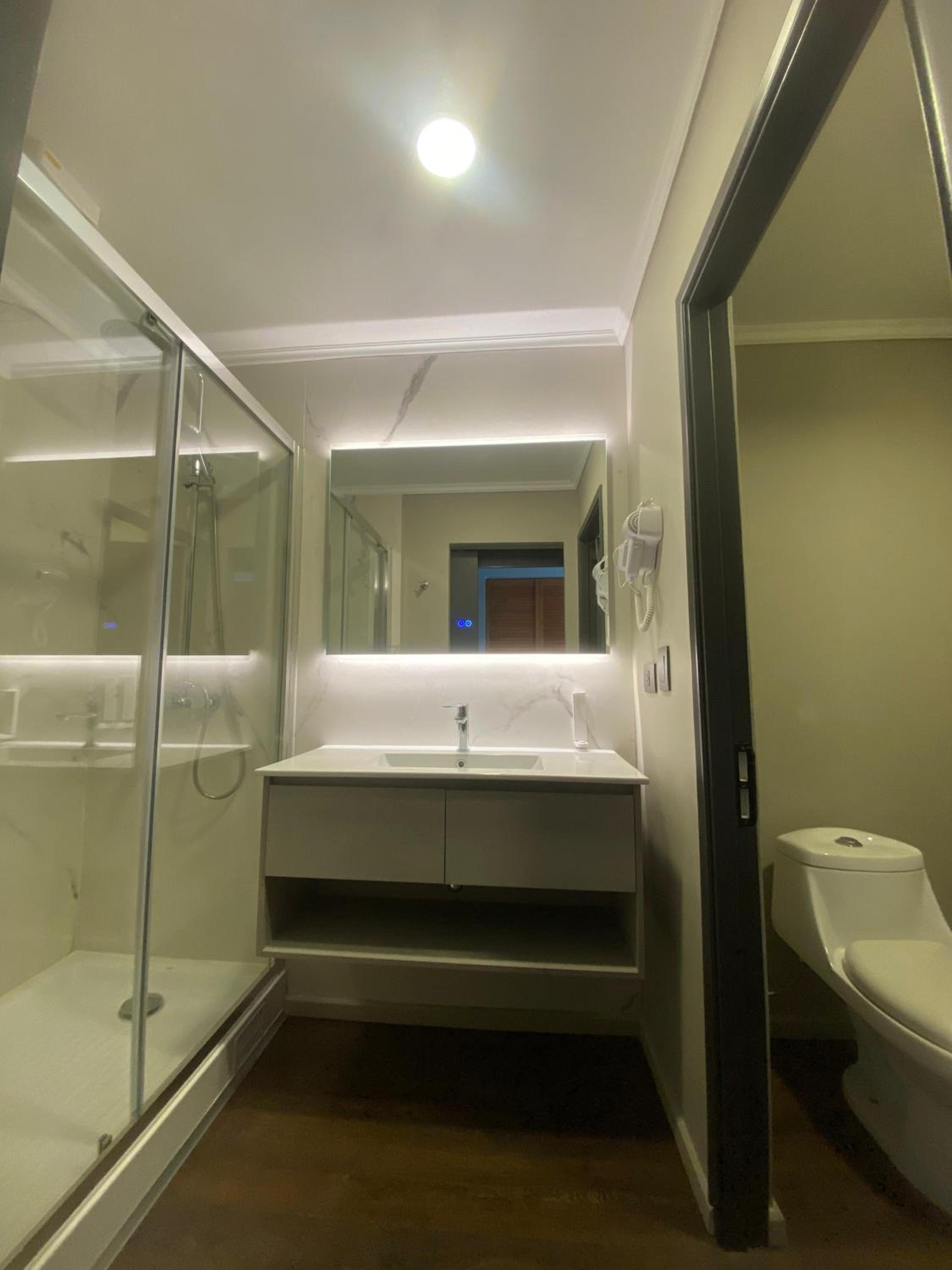 Double Room with Lake View photo 3
