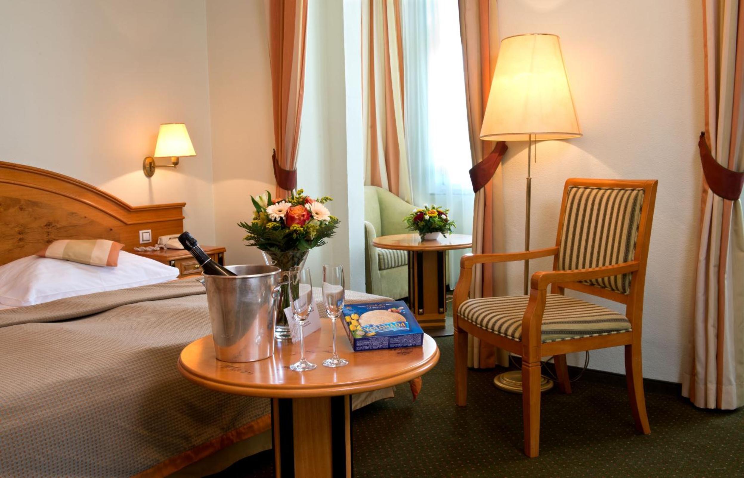 Single Room photo 2