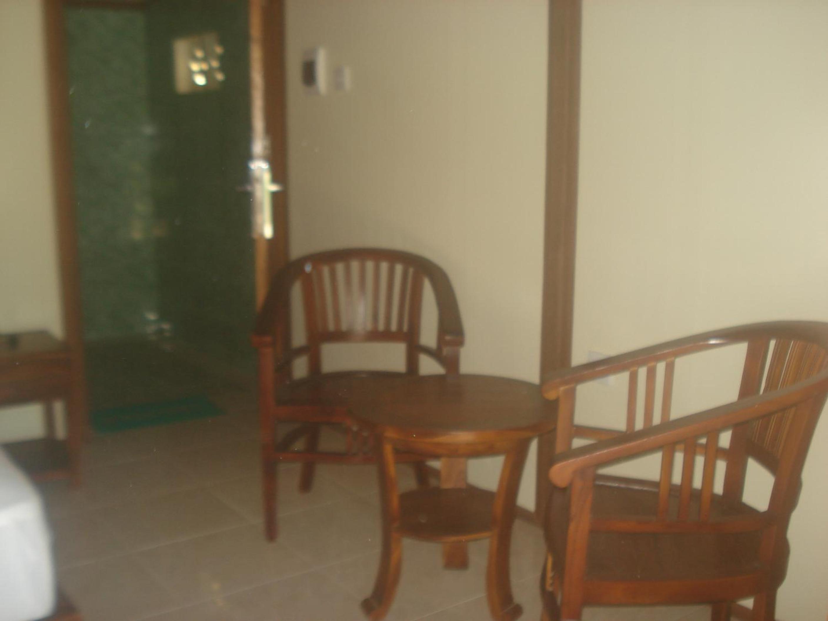 Double Room with Private Bathroom - Photo 1