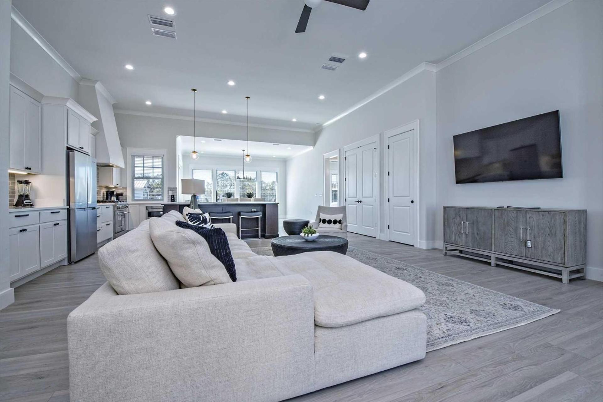 Four-Bedroom House photo 1
