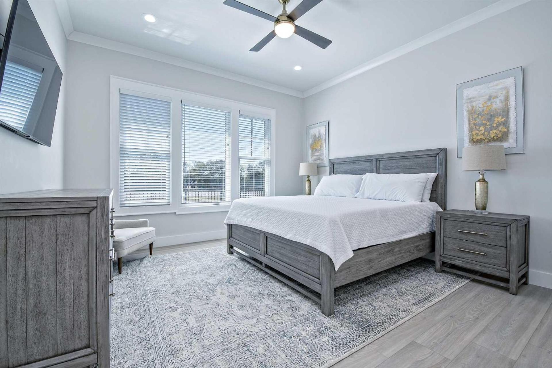 Four-Bedroom House photo 2