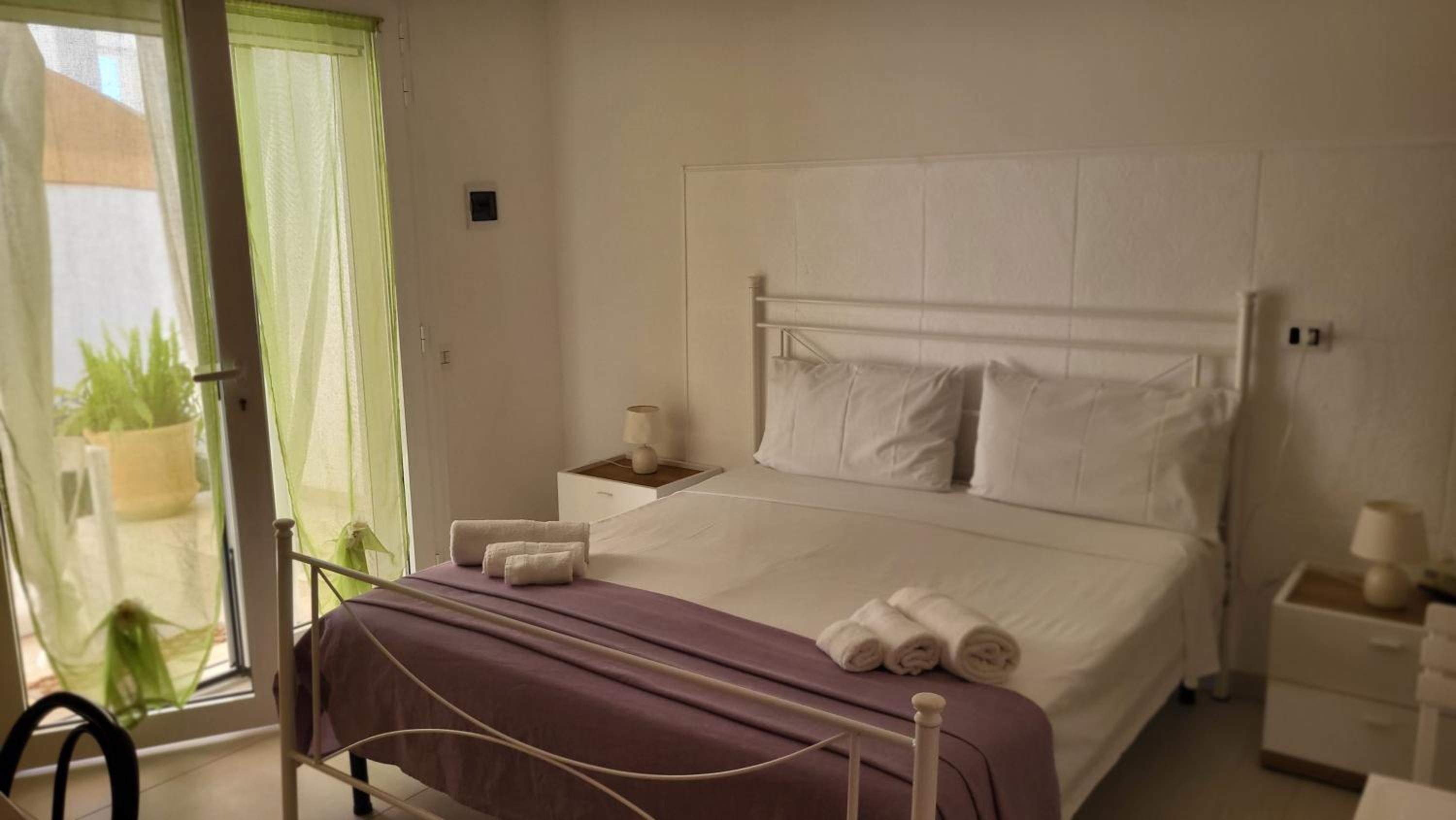 Double Room with Private Bathroom photo 1