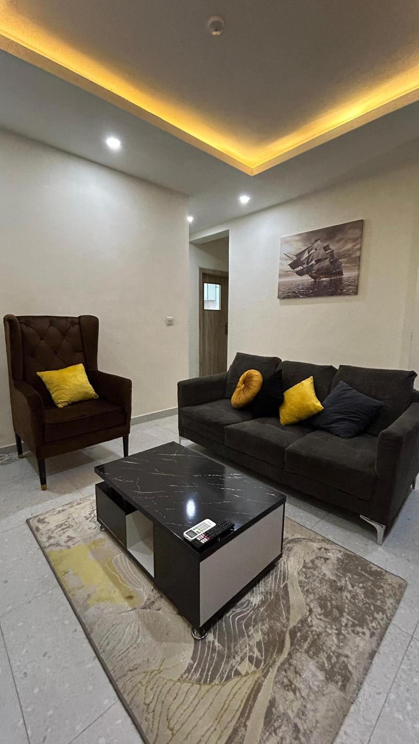 Apartment photo 3
