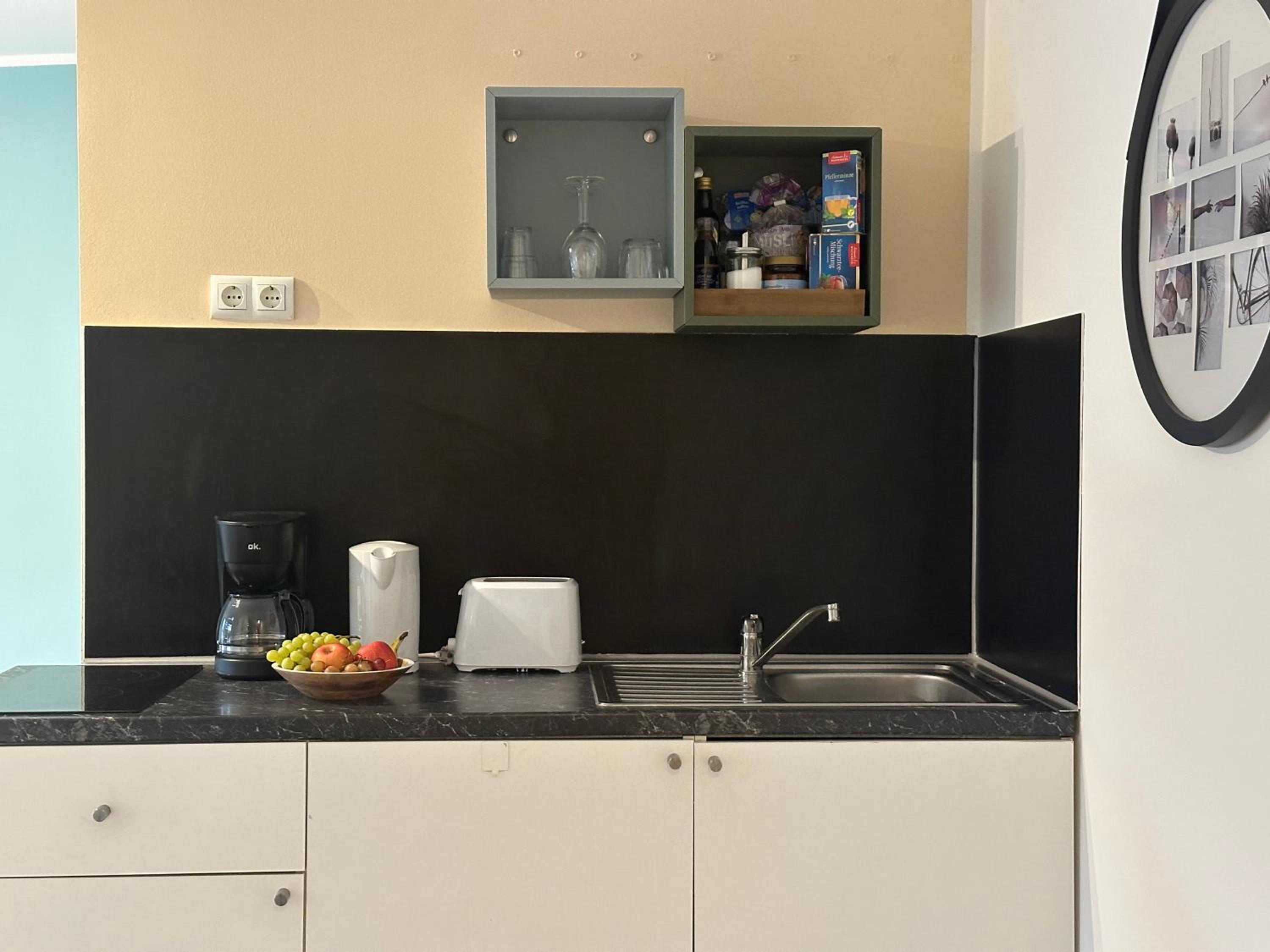 One-Bedroom Apartment photo 2