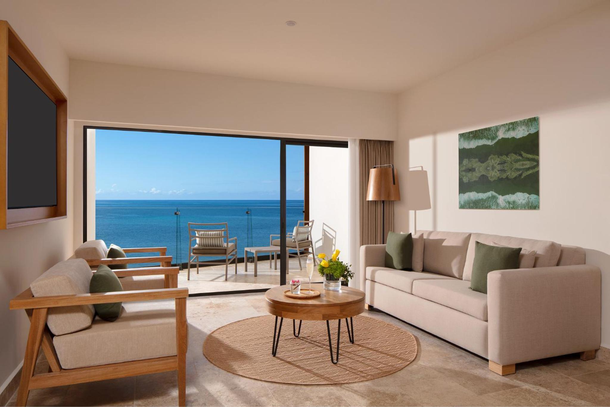 Enjoy breathtaking ocean views from your cozy retreat!