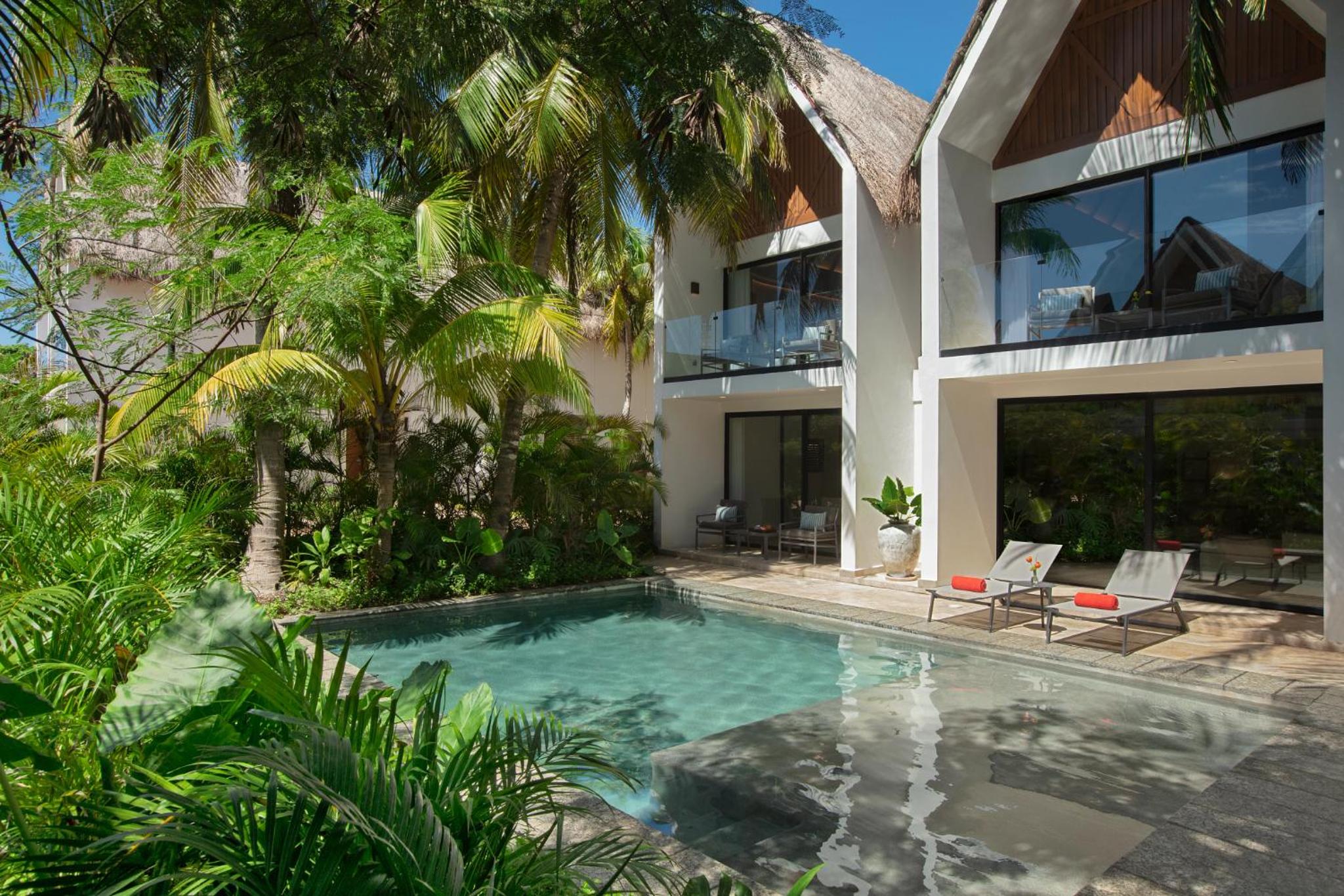 Relax in luxurious surroundings with stunning architecture.
