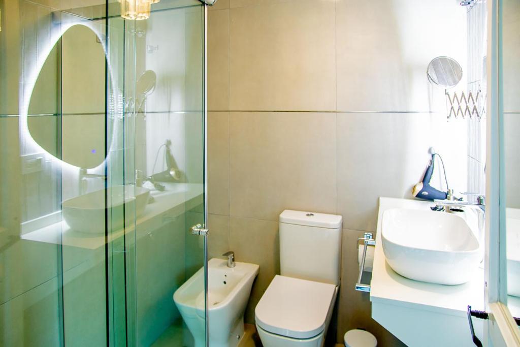 Double Room with Private Bathroom photo 3