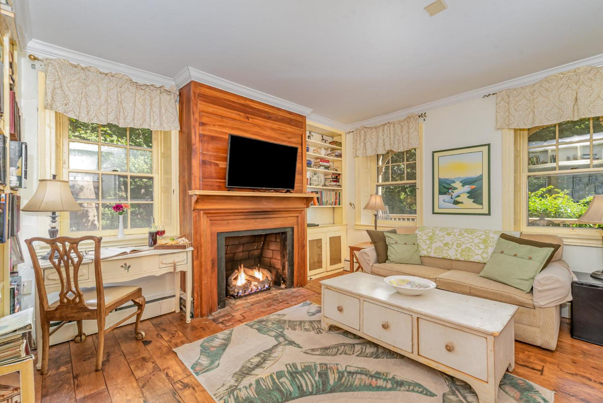 Deluxe Double or Twin Room photo 3