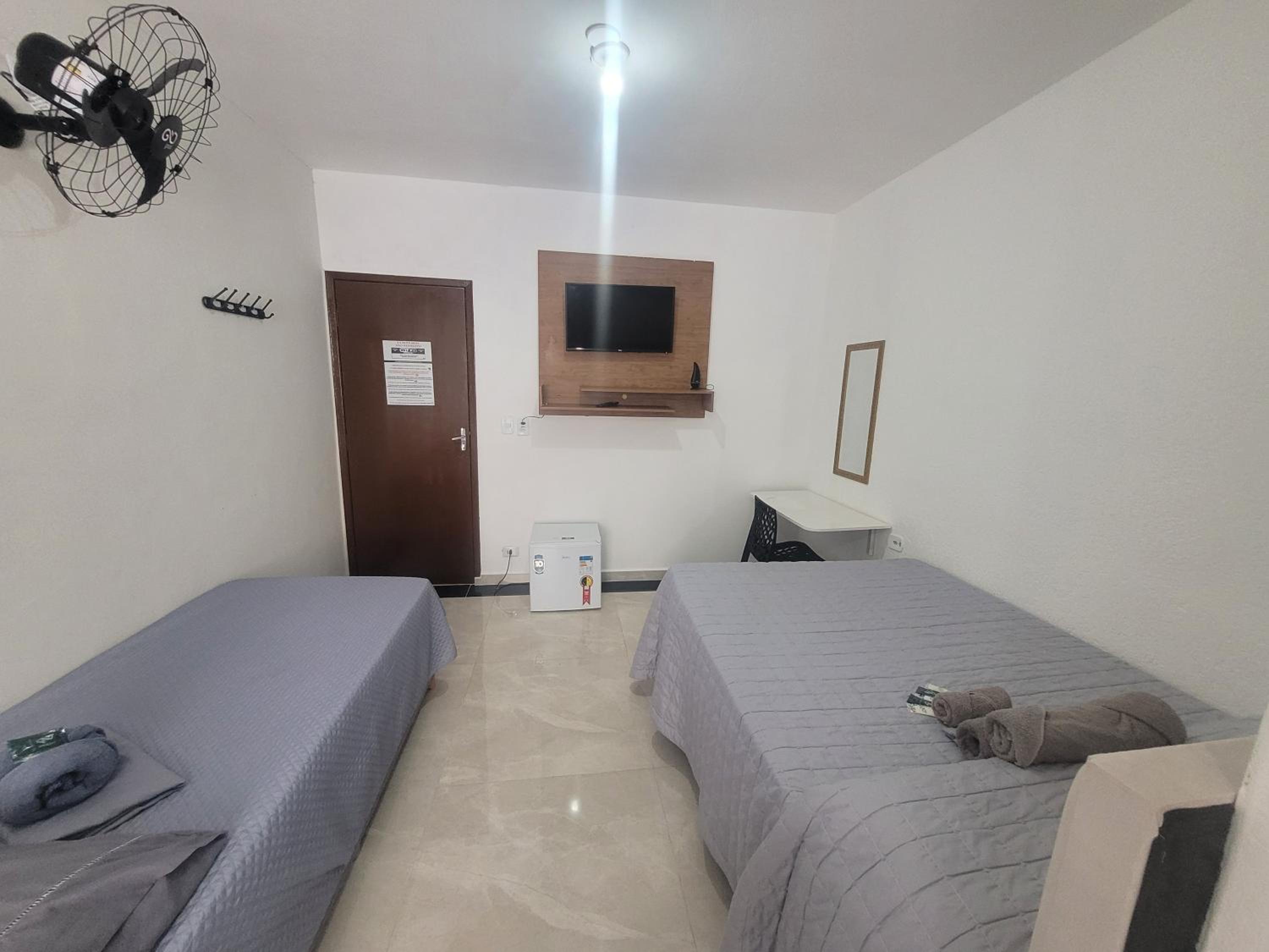 Double Room - Photo 9
