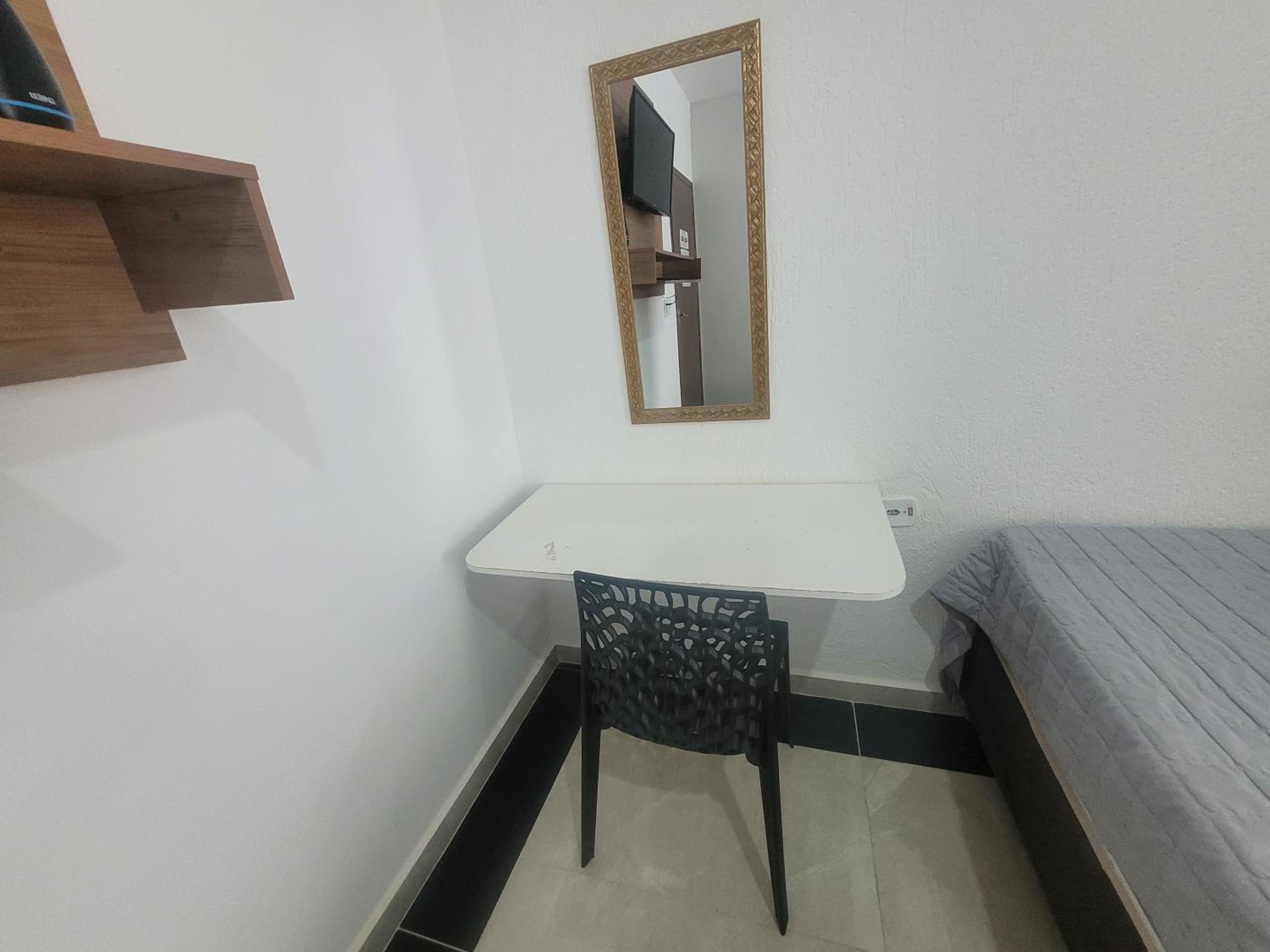 Double Room - Photo 7