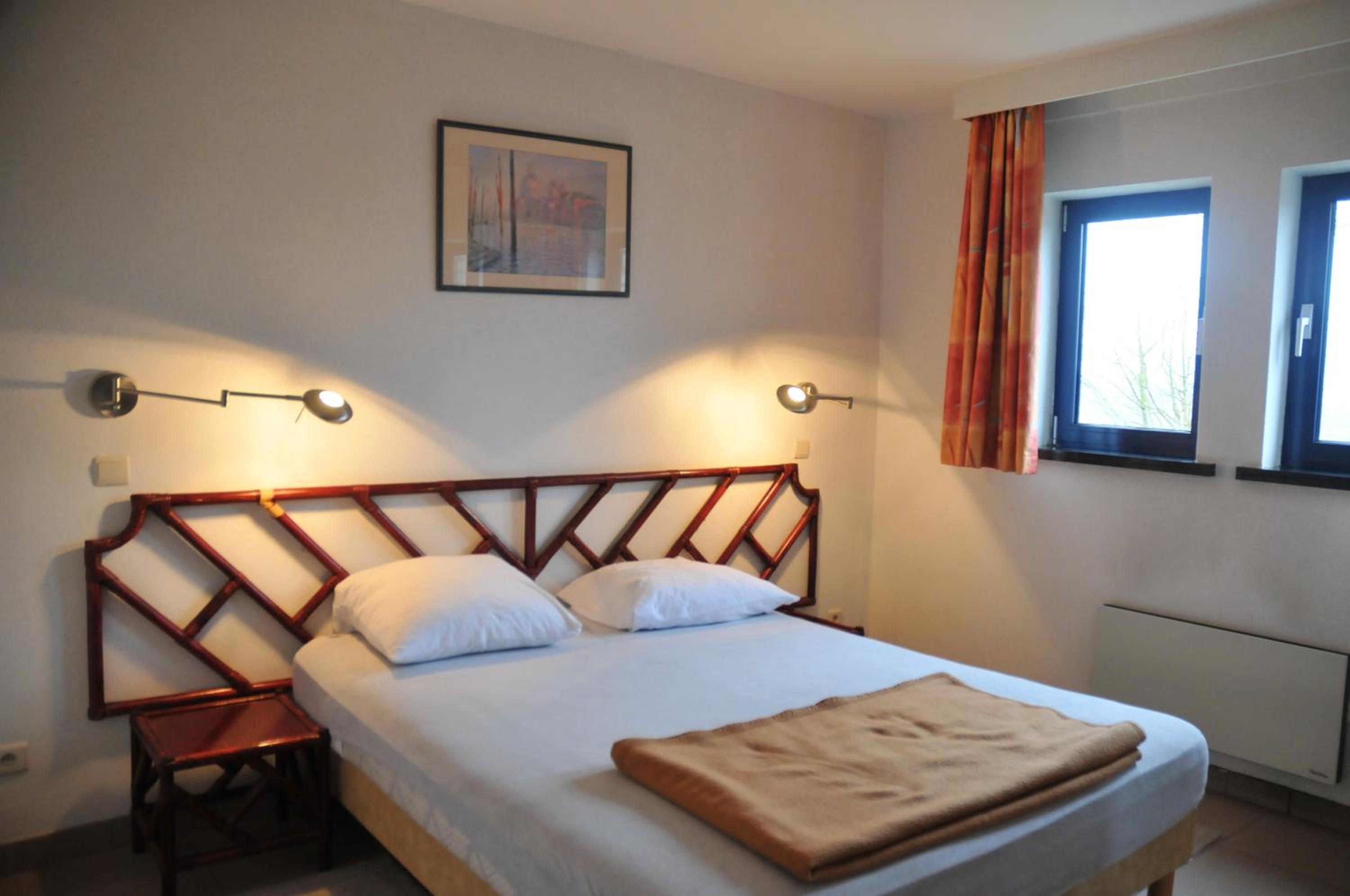 Apartment Two-Bedroom Ground Floor (6 Adults) photo 2