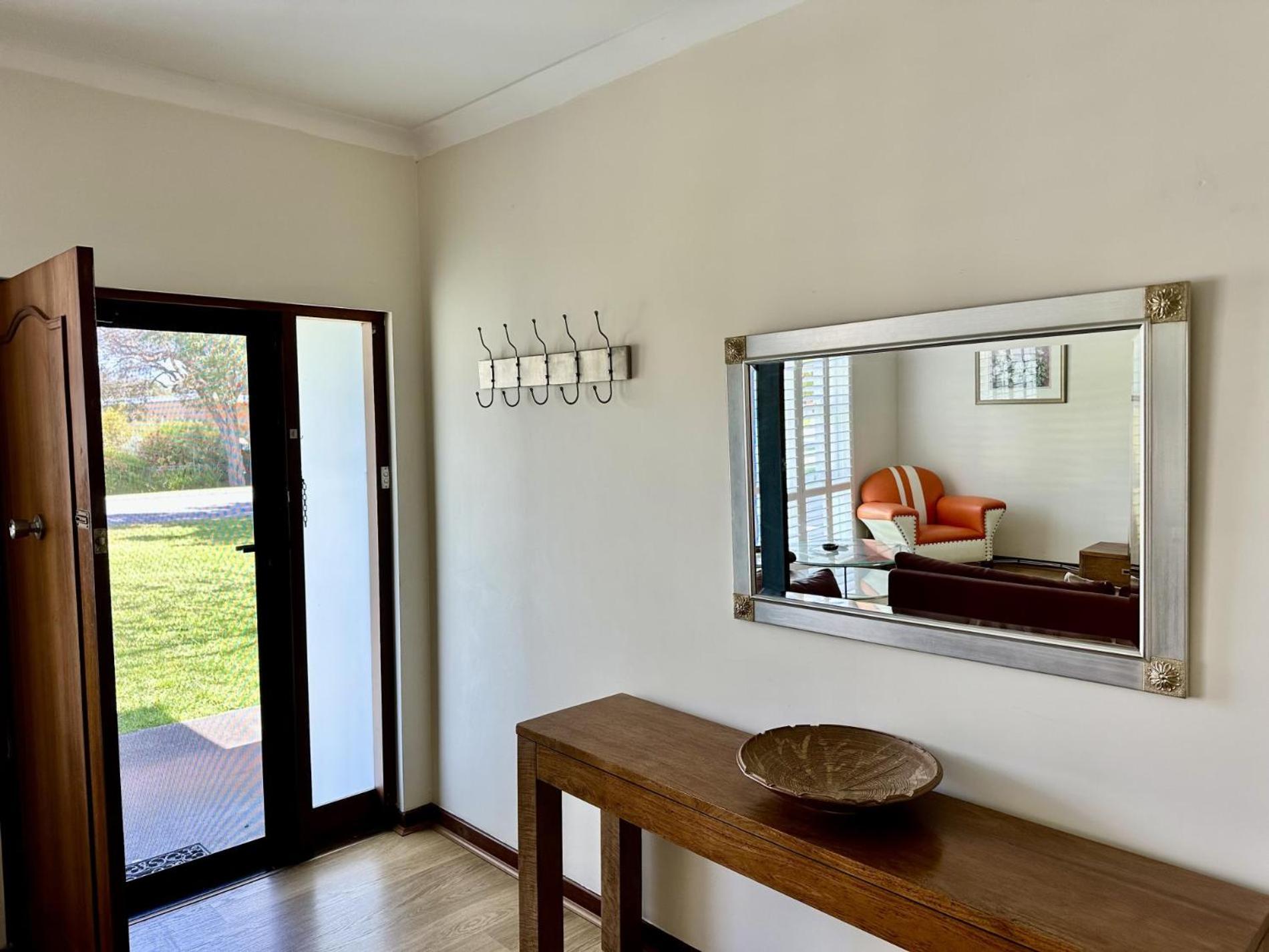 Four-Bedroom House photo 1