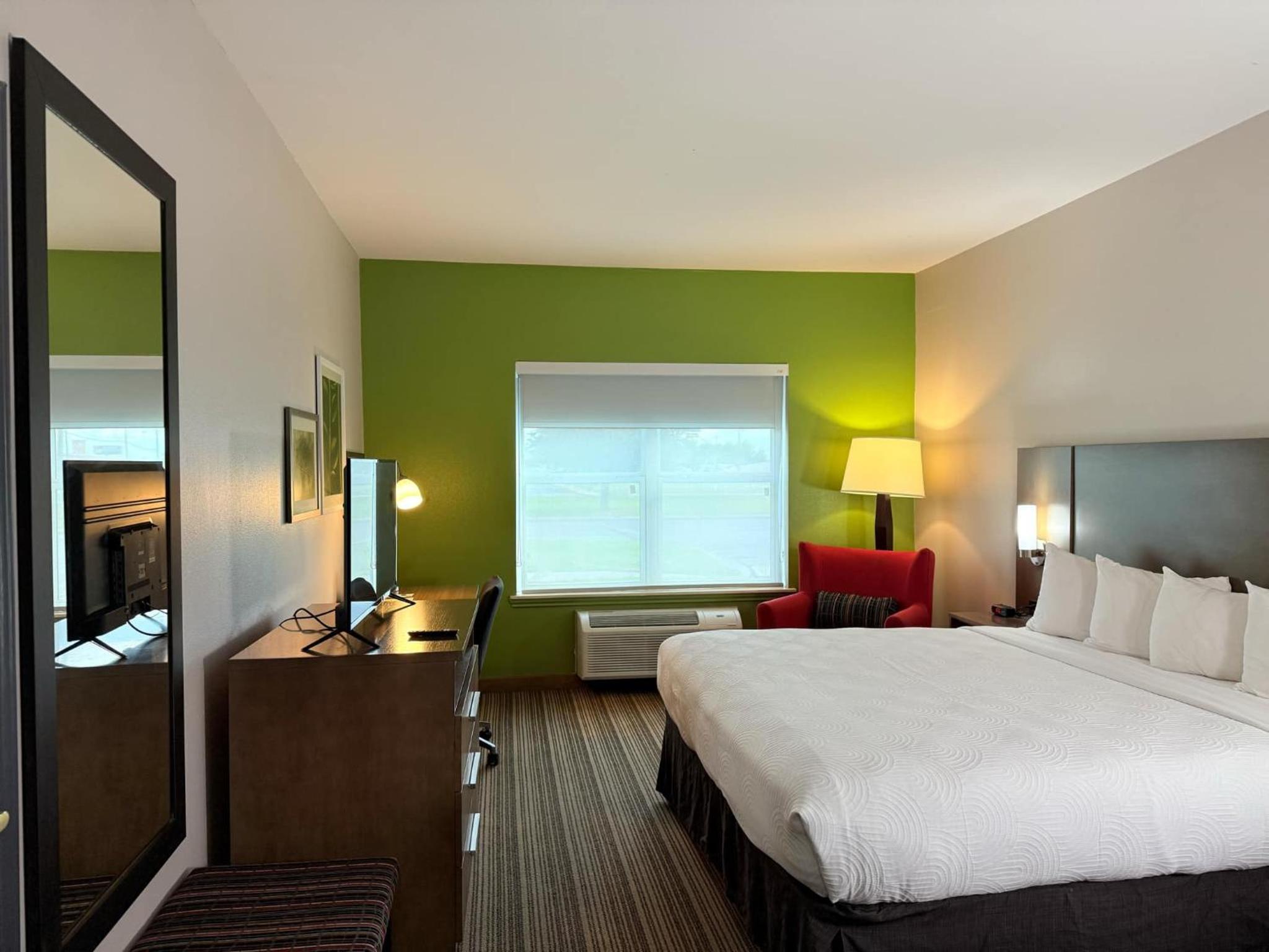 King Room - Disability Access/Non-Smoking - Photo 1