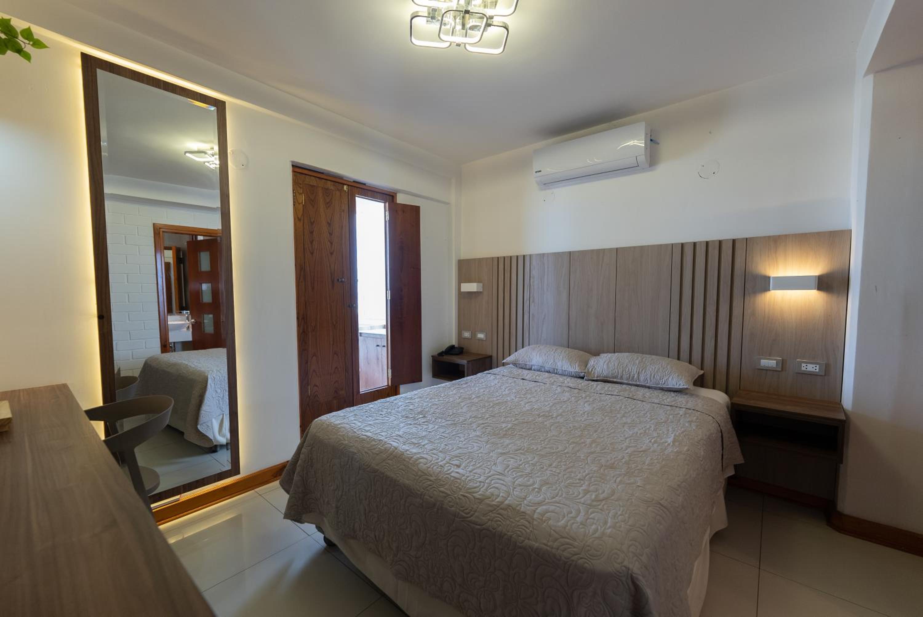 Suite with Sea View photo 2
