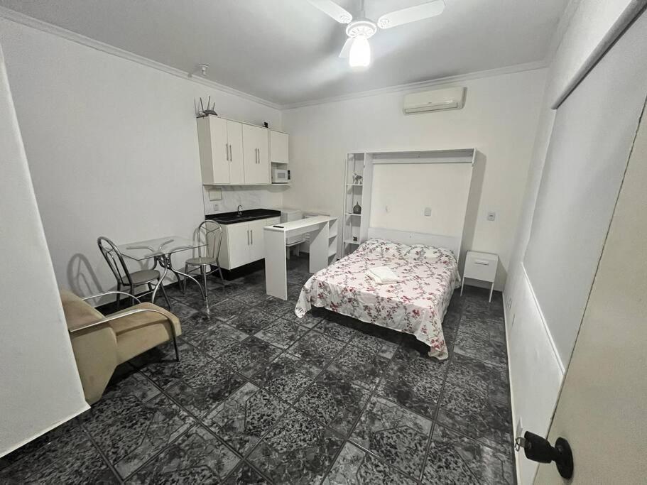 One-Bedroom House photo 1