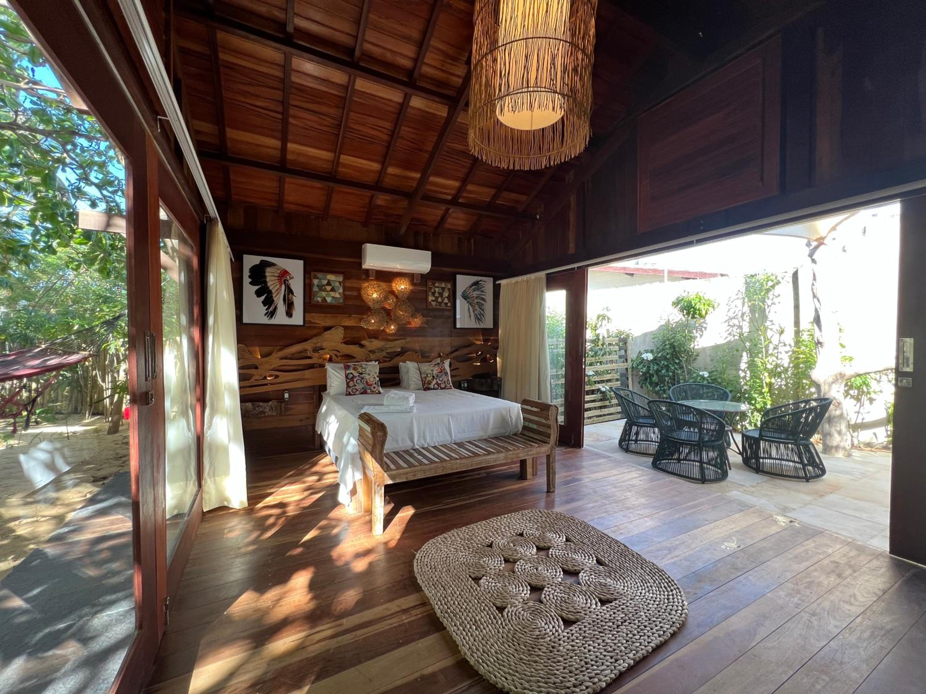 Suite with Hot Tub photo 1