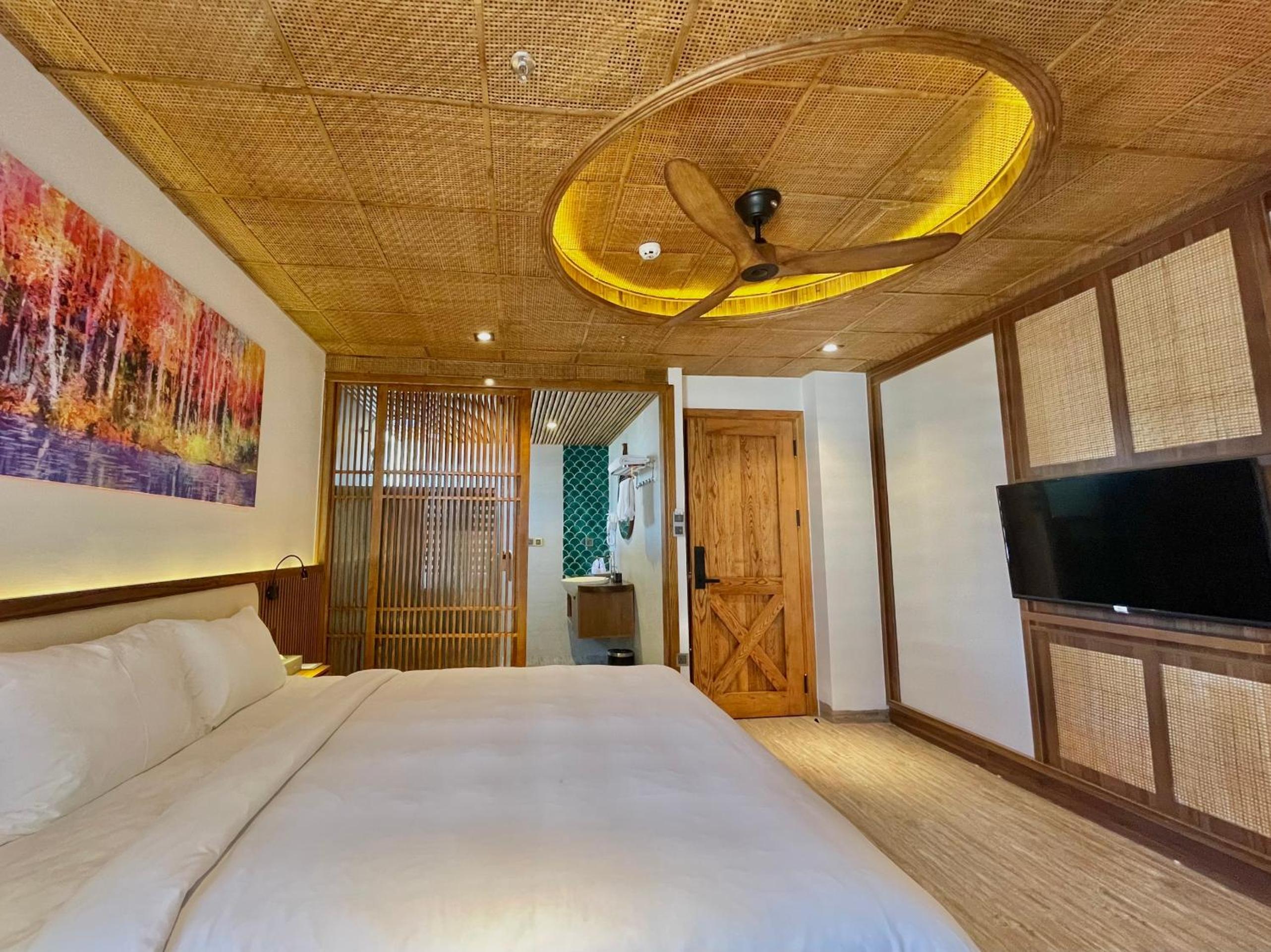 Deluxe Double Room - Photo 6