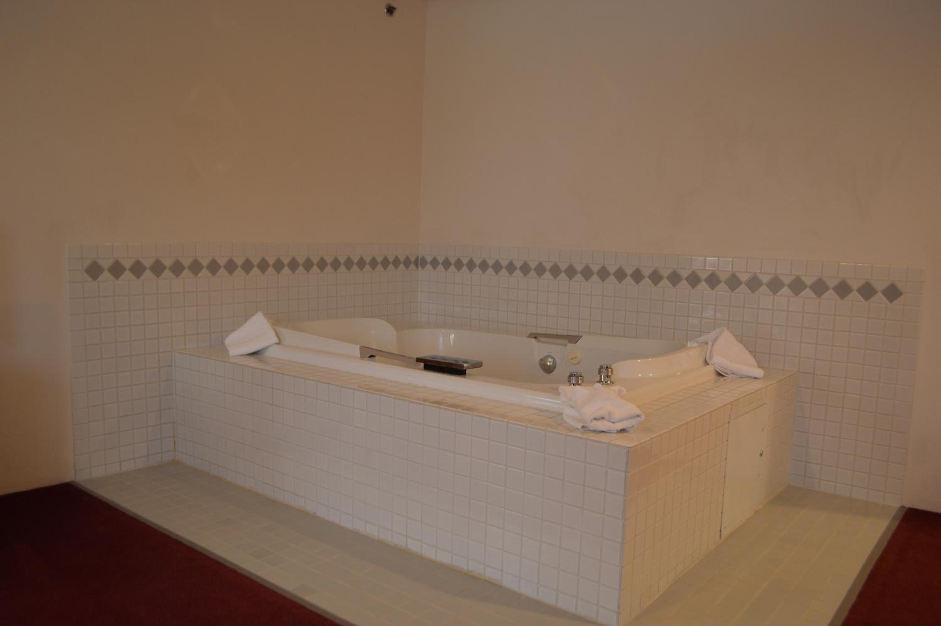 King Studio Suite - Non-Smoking - Photo 2