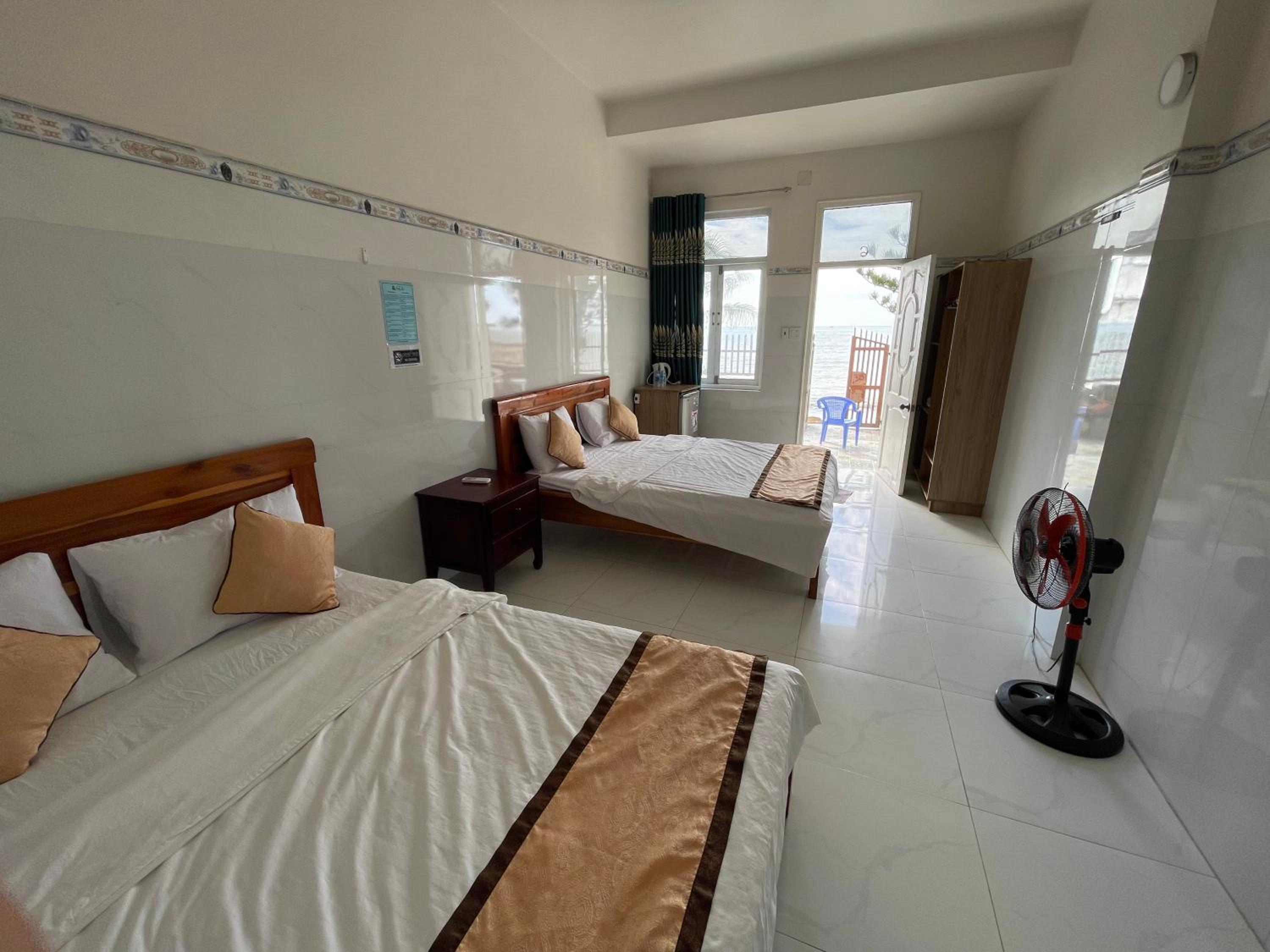 Quadruple Room with Sea View photo 3