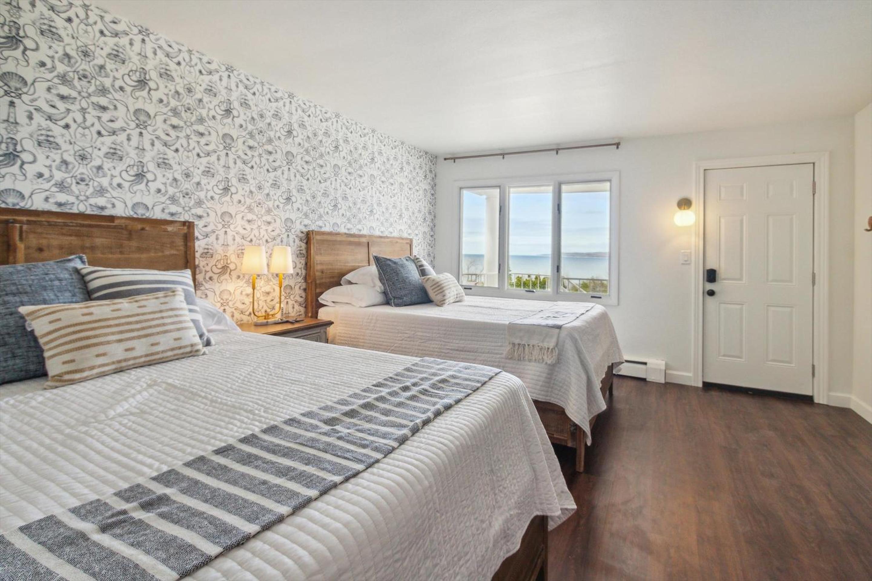 Double Room With Lake View