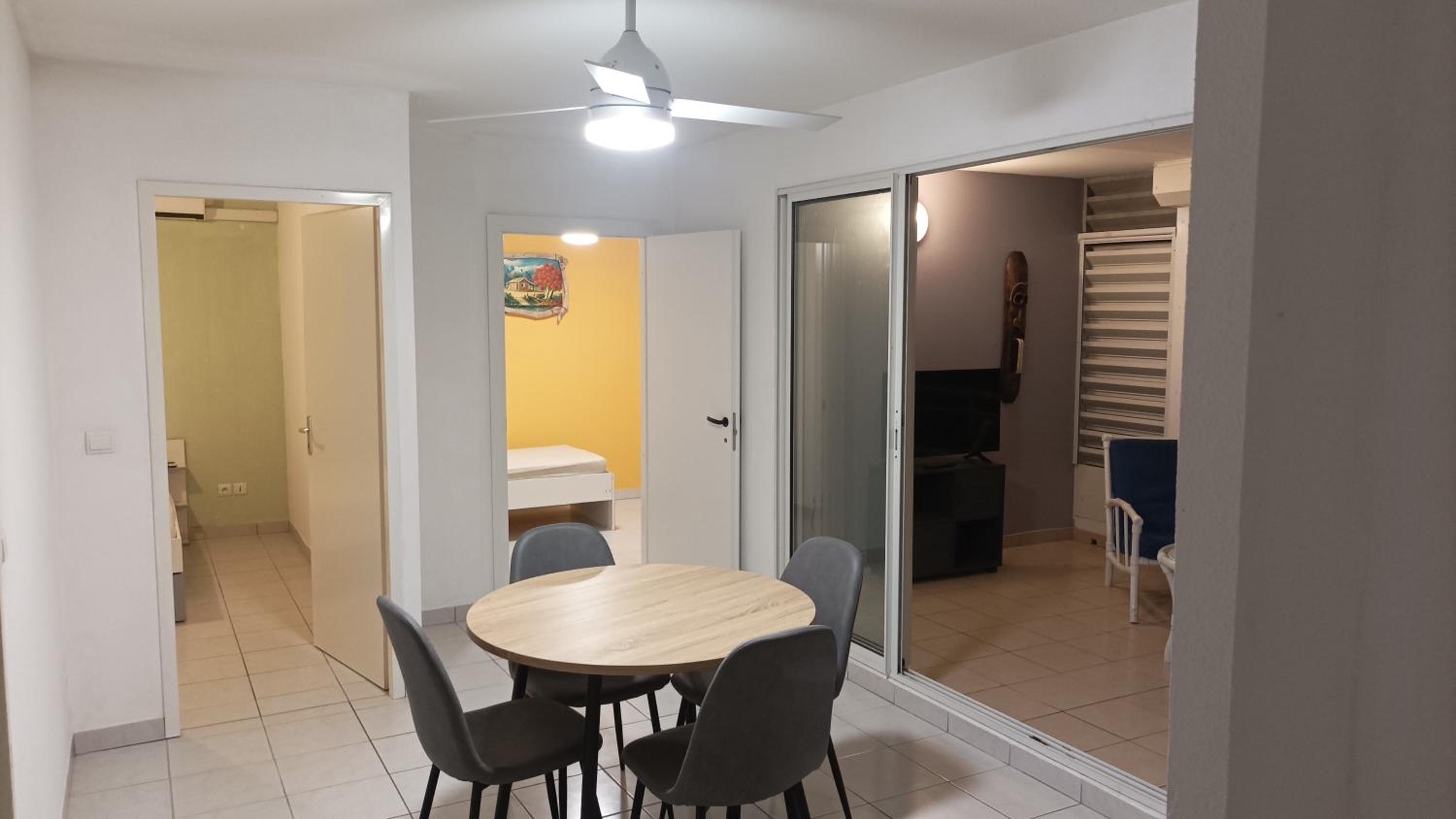 Two-Bedroom Apartment With Balcony photo 1