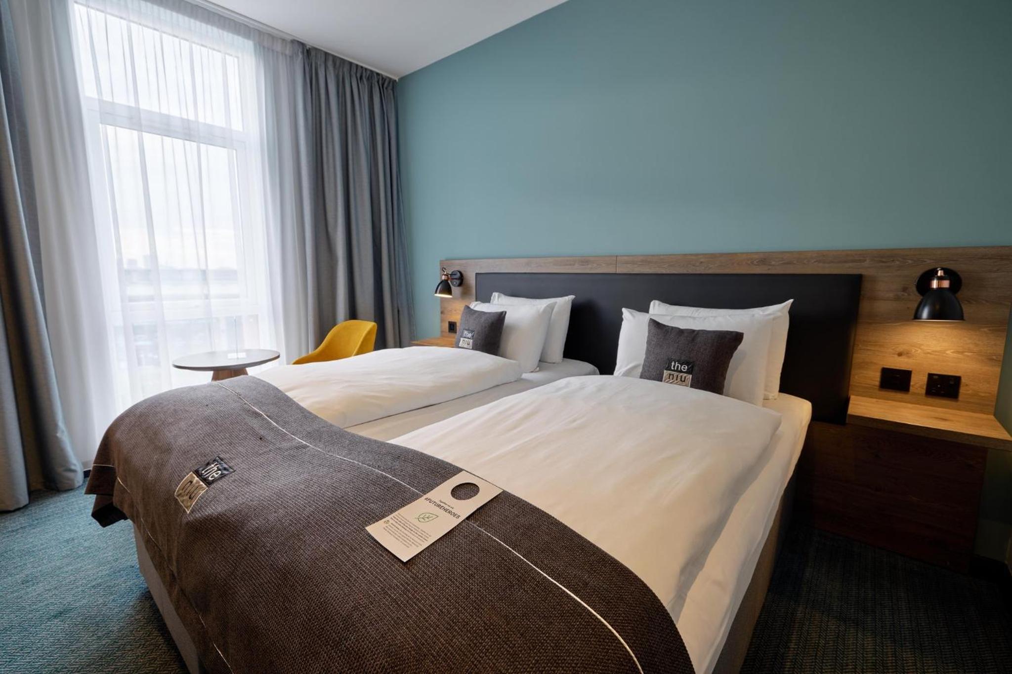 Standard Twin Room - Photo 6