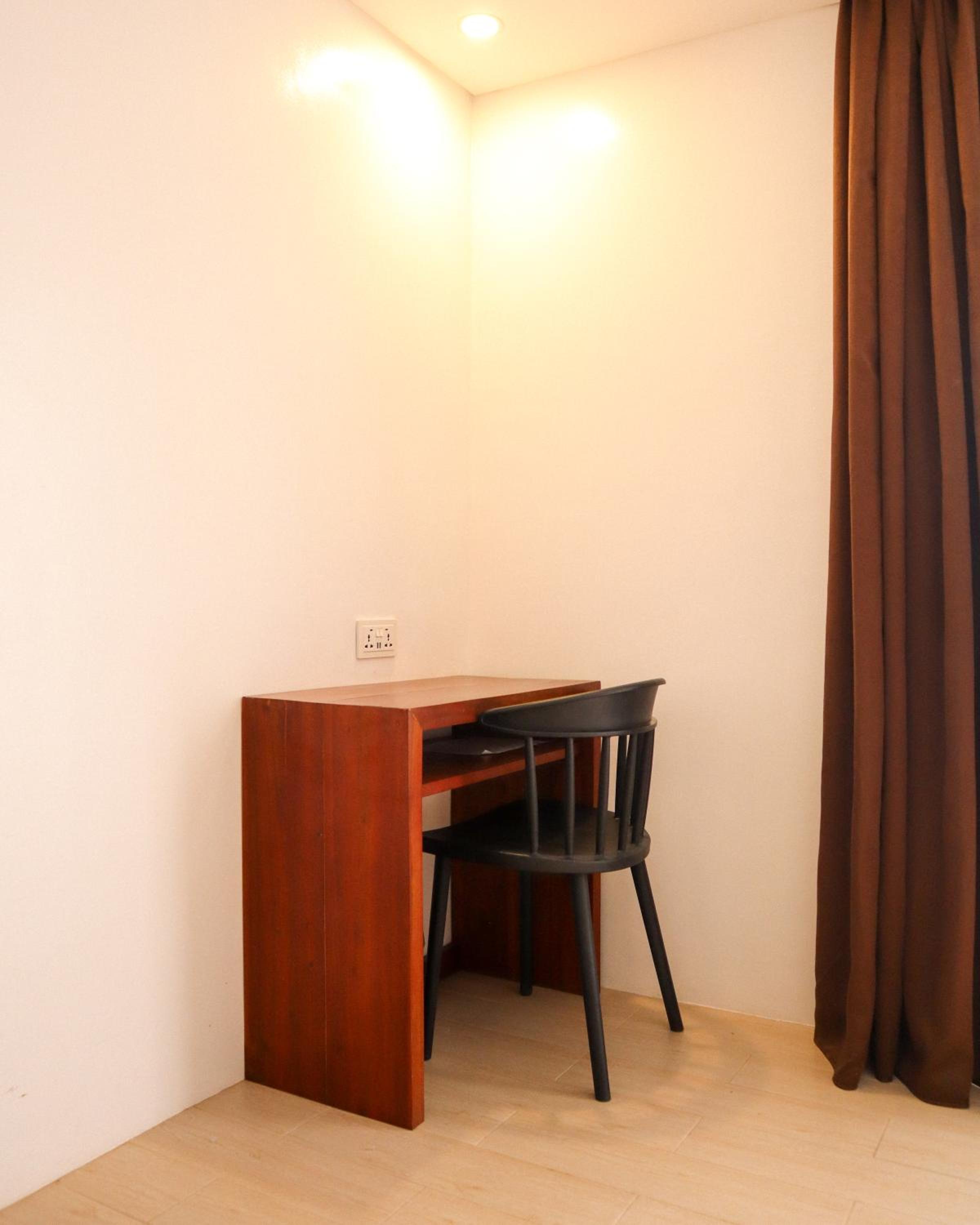 Deluxe Double Room with Sea View - Photo 7