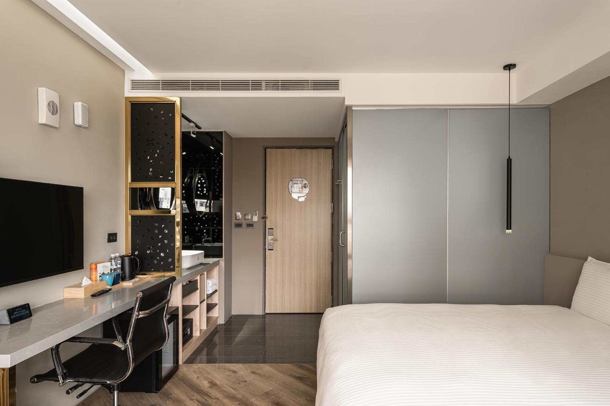 Standard Double Room - Photo 1