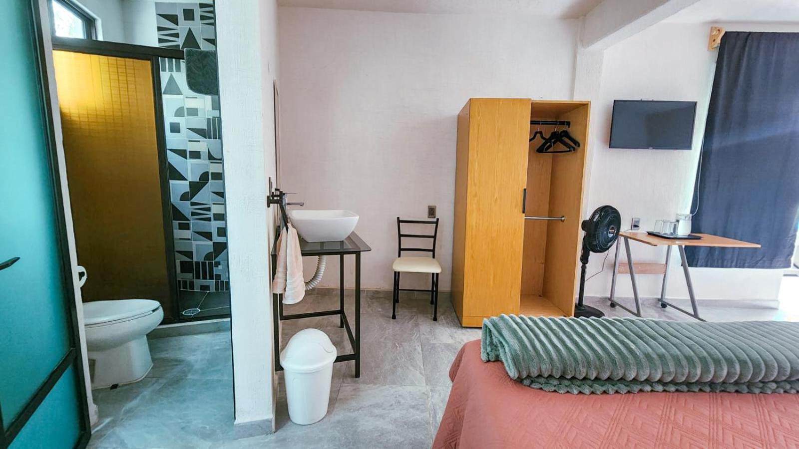 Standard Quadruple Room - Photo 2