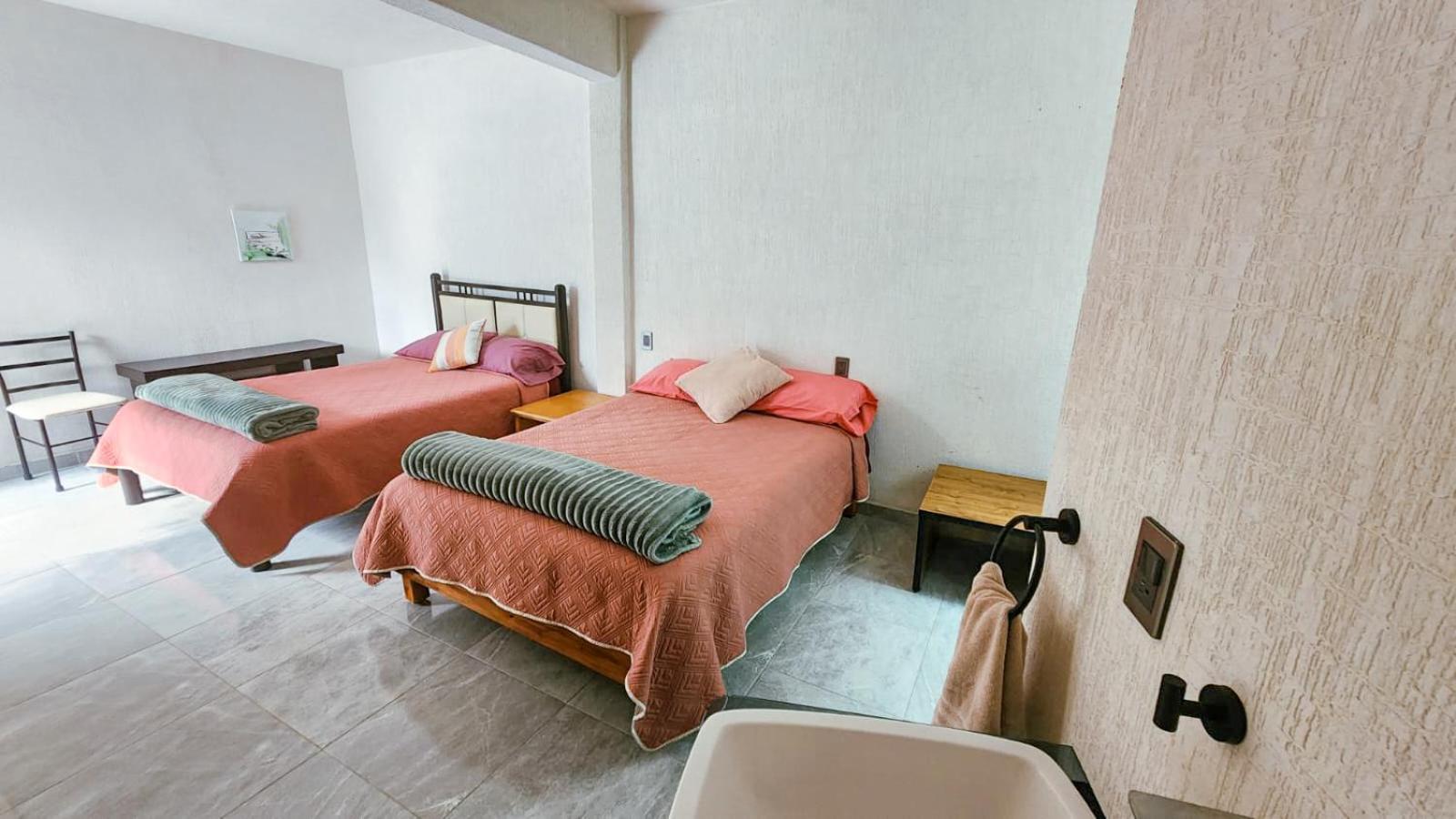 Standard Quadruple Room - Photo 3