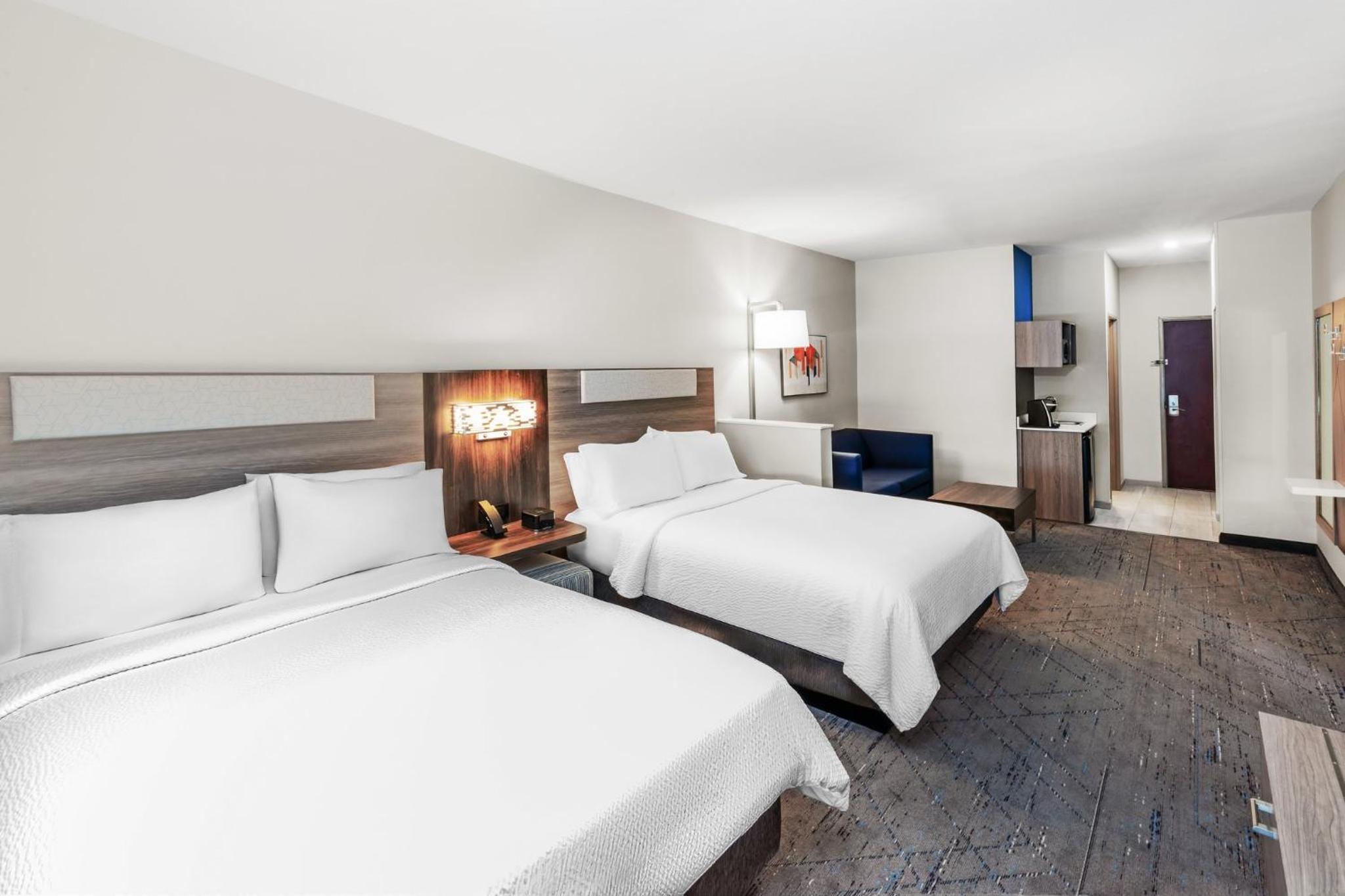 Family Suite - Photo 9